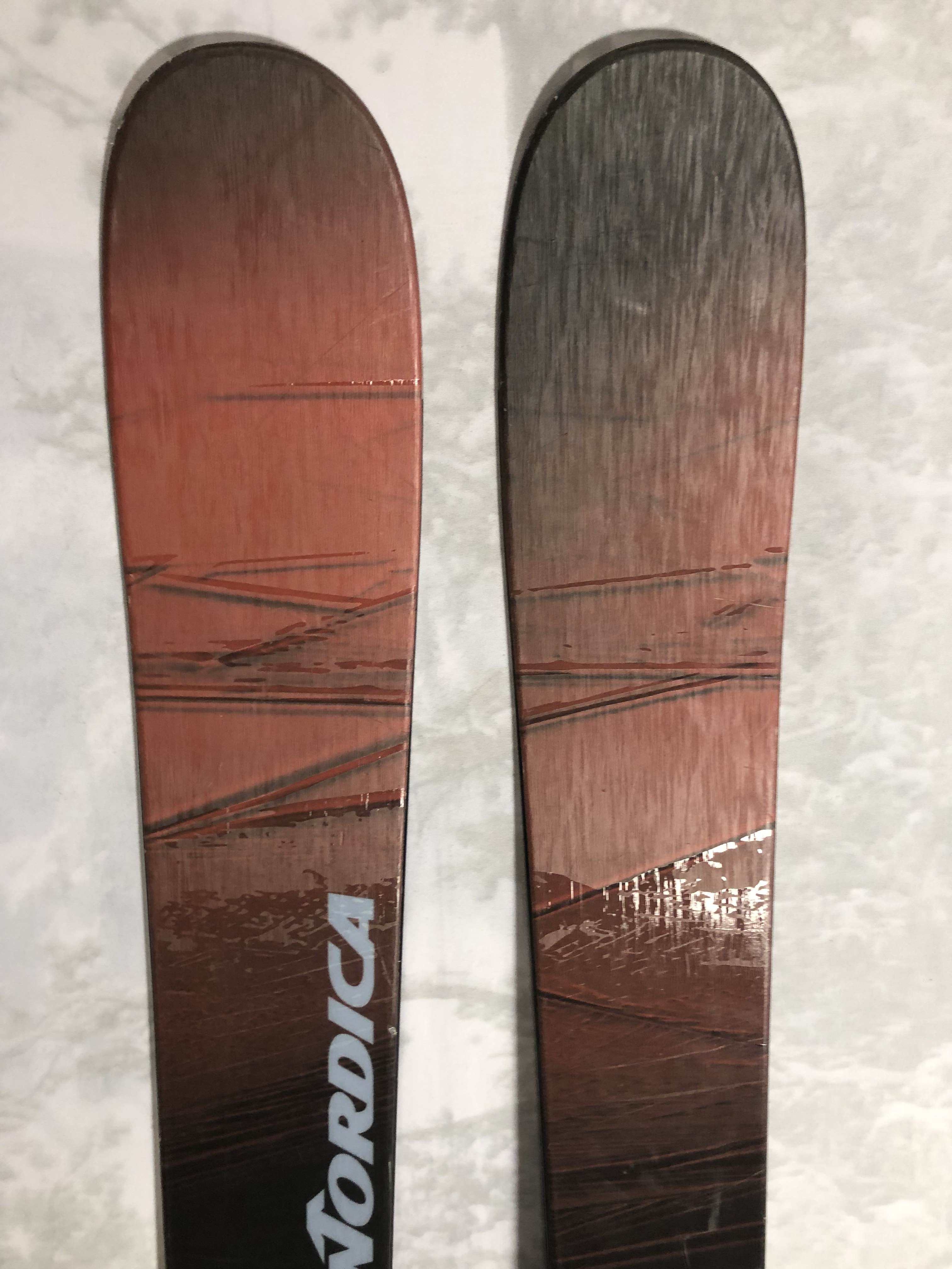 Used 2024 Nordica Unleashed 114 ski 186cm w/ Tyrollia Attack 14 MN binding
