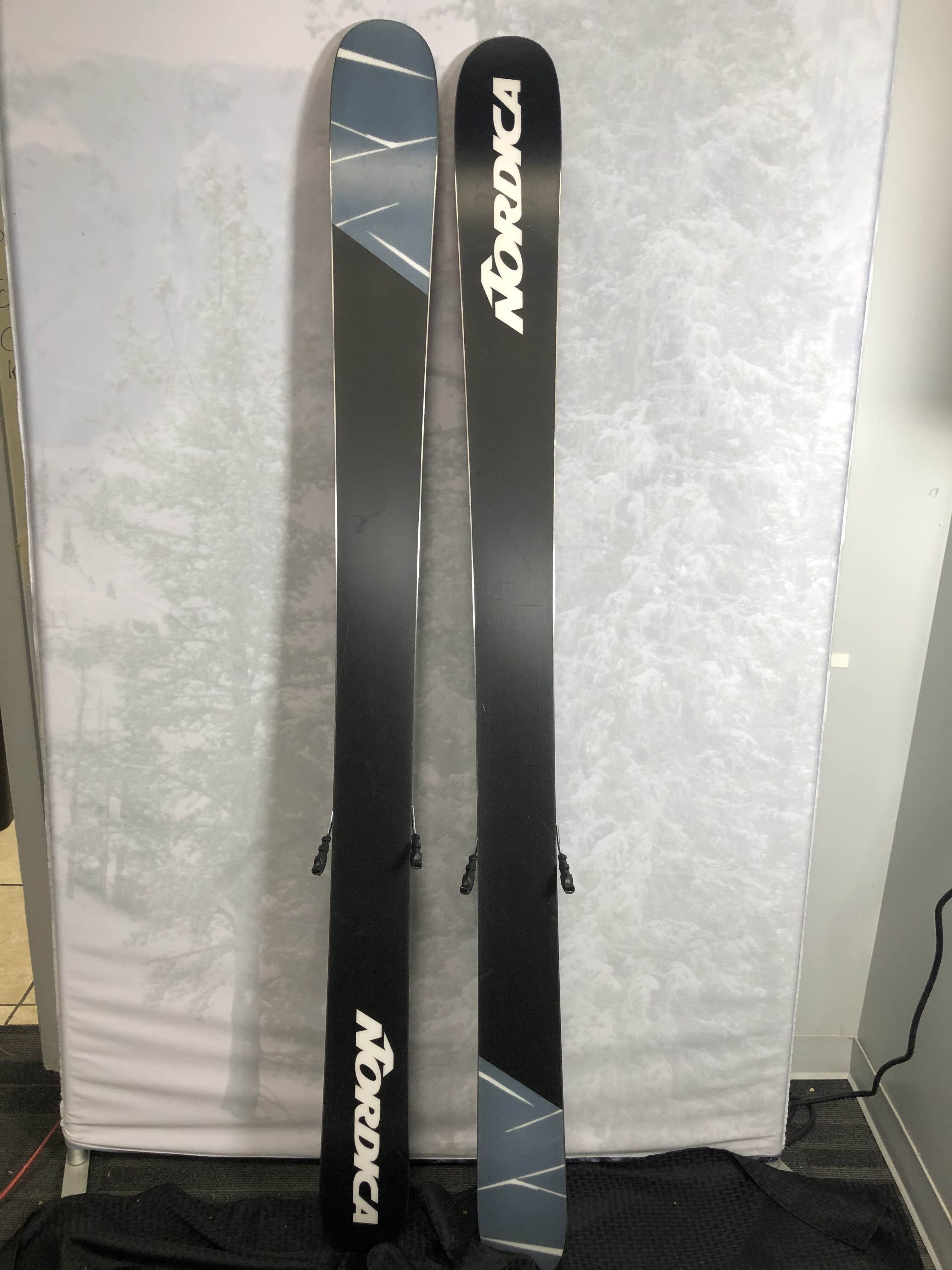 Used 2024 Nordica Unleashed 114 ski 186cm w/ Tyrollia Attack 14 MN binding