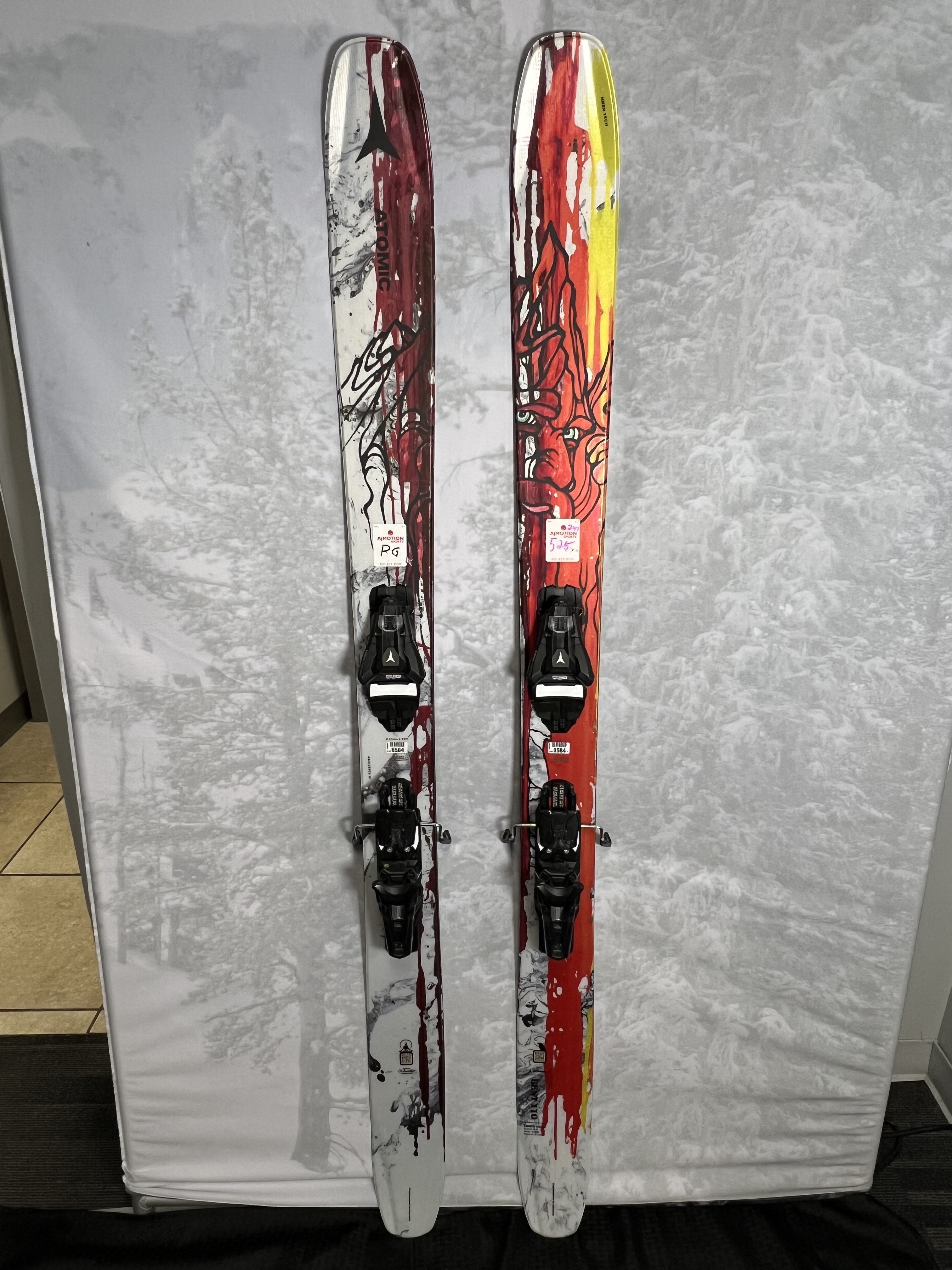Used Atomic Bent 110 Skis 172 cm 2024 w/Atomic Strive 13 GW Demo Bindings