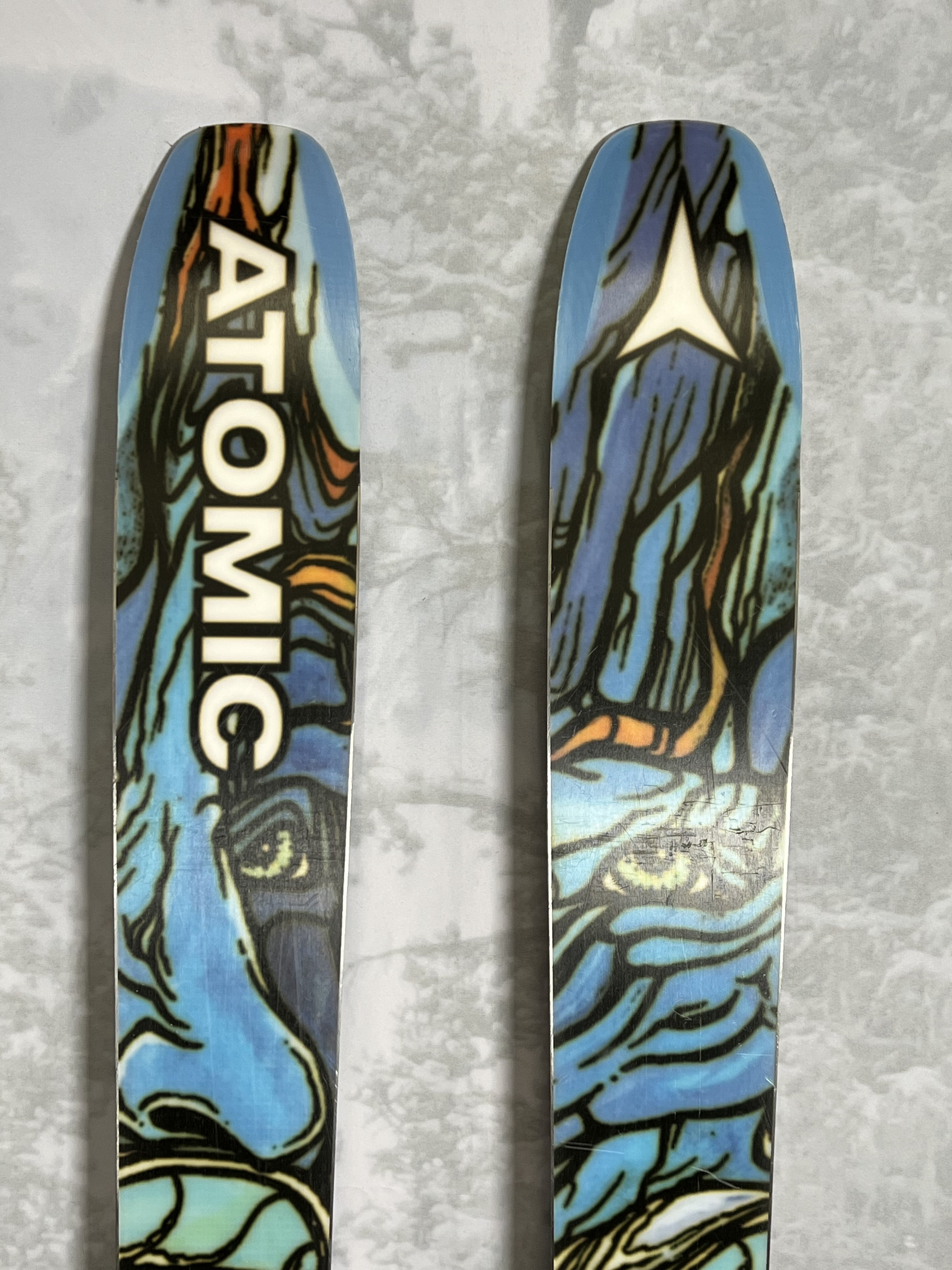 Used Atomic Bent 110 Skis 172 cm 2024 w/Atomic Strive 13 GW Demo Bindings