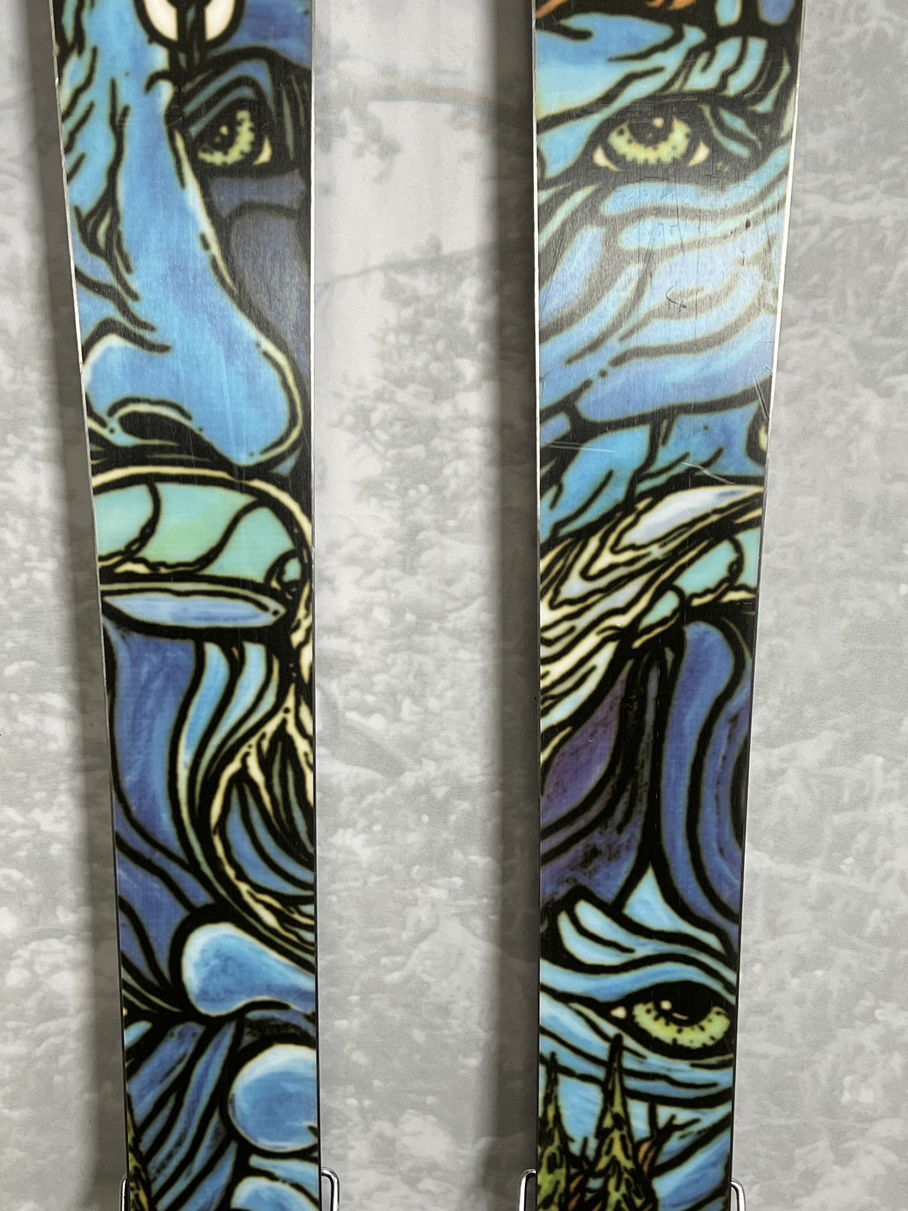 Used Atomic Bent 110 Skis 172 cm 2024 w/Atomic Strive 13 GW Demo Bindings