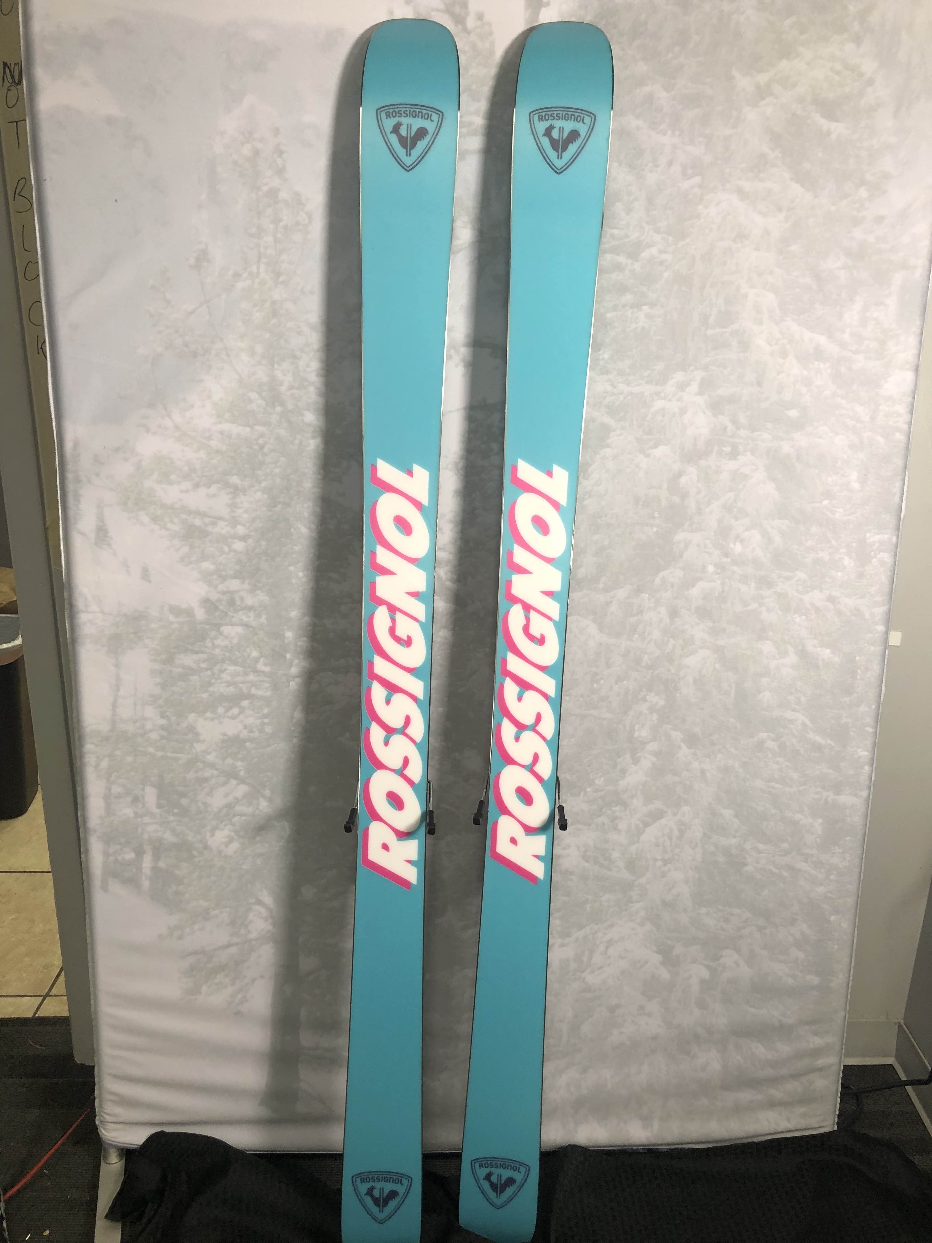 Used Rossignol Super Blackops 98 182cm Skis w/ Look Nx 12 Binding