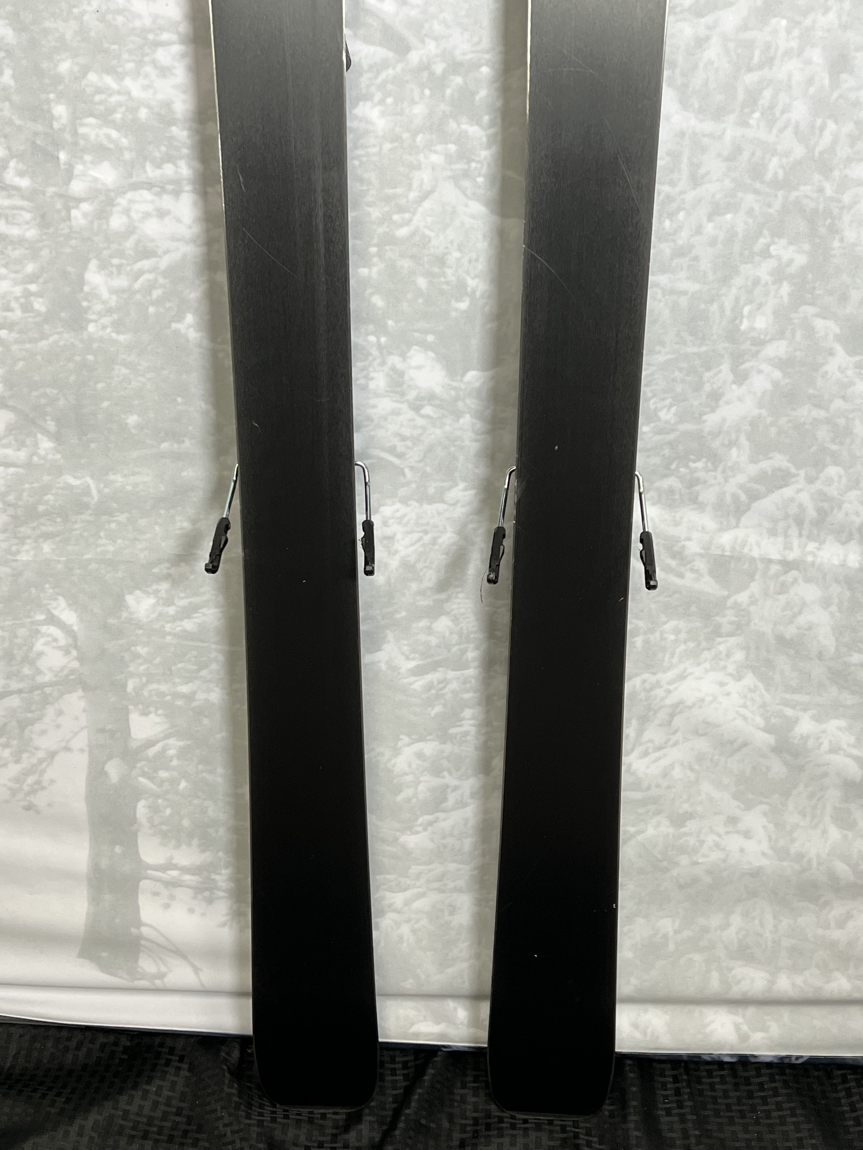 Used Armada Declivity 92 Ti 180 cm Skis 2025 w/Armada Strive 11 GW Demo Bindings