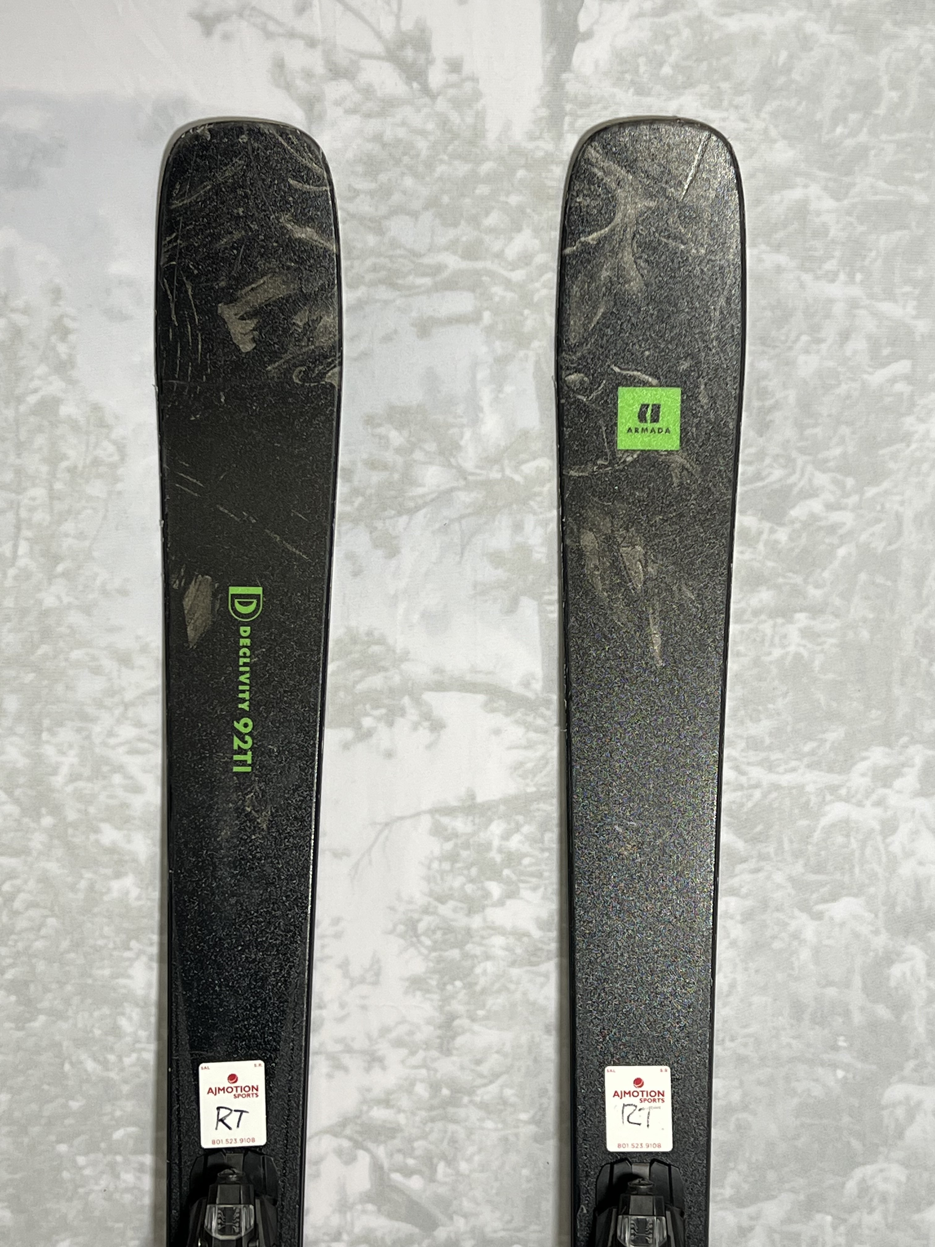 Used Armada Declivity 92 Ti 172 cm Skis 2025 w/Armada Strive 11 GW Demo Bindings