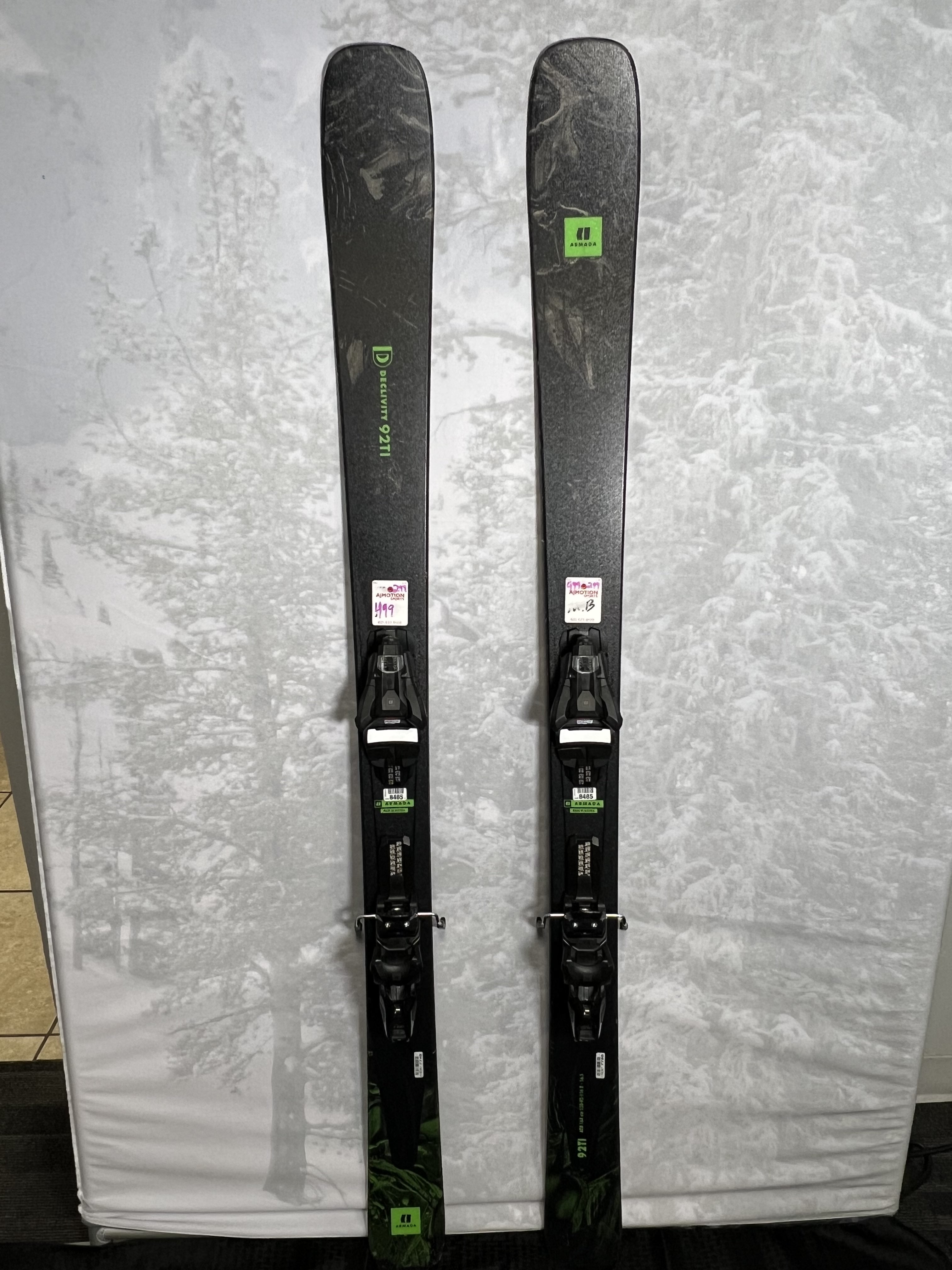 Used Armada Declivity 92 Ti 164 cm Skis 2025 w/Armada Strive 11 GW Demo Bindings