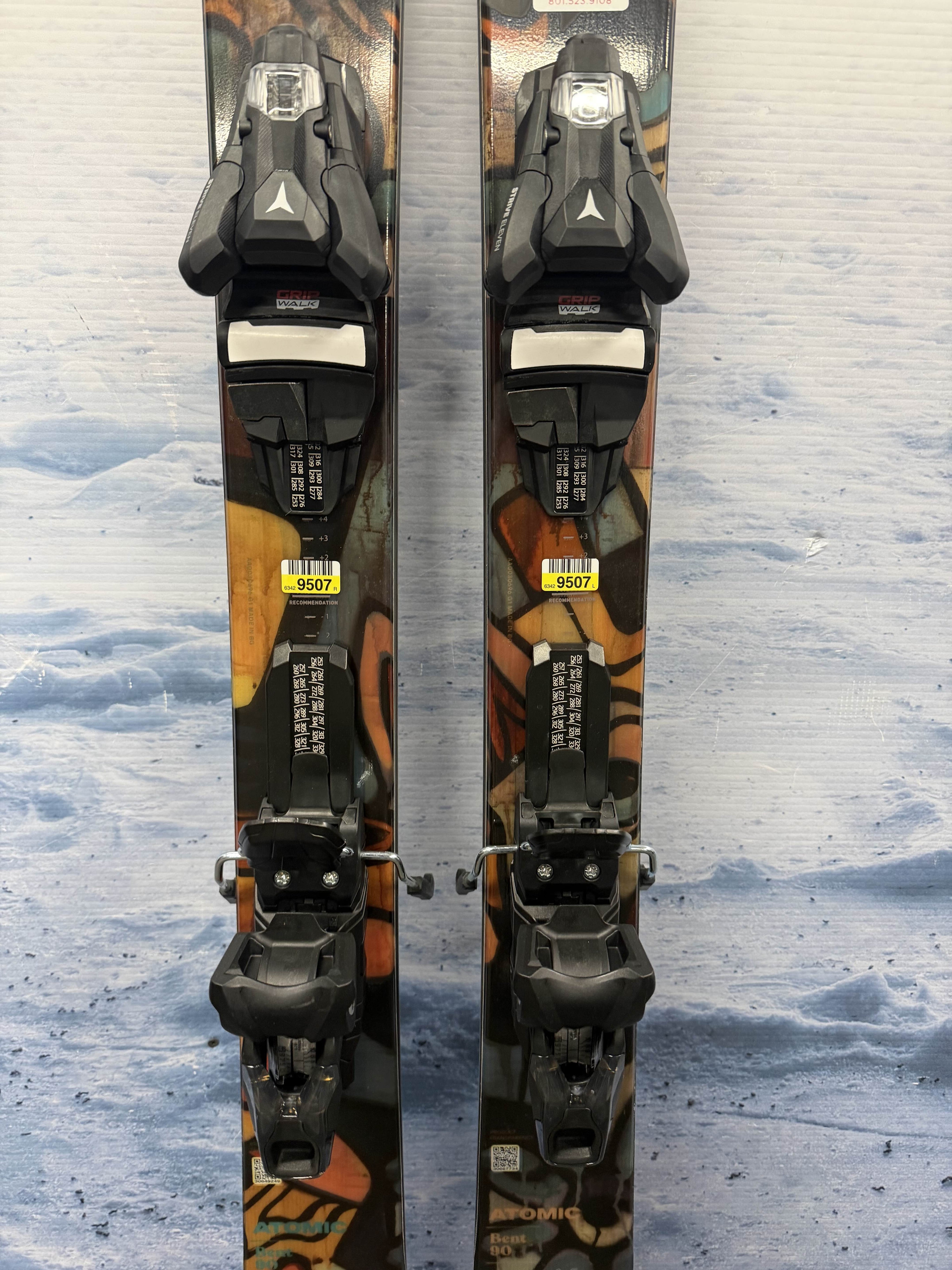 New Atomic Bent 90 157cm Skis w/ Atomic Strive 11 Bindings