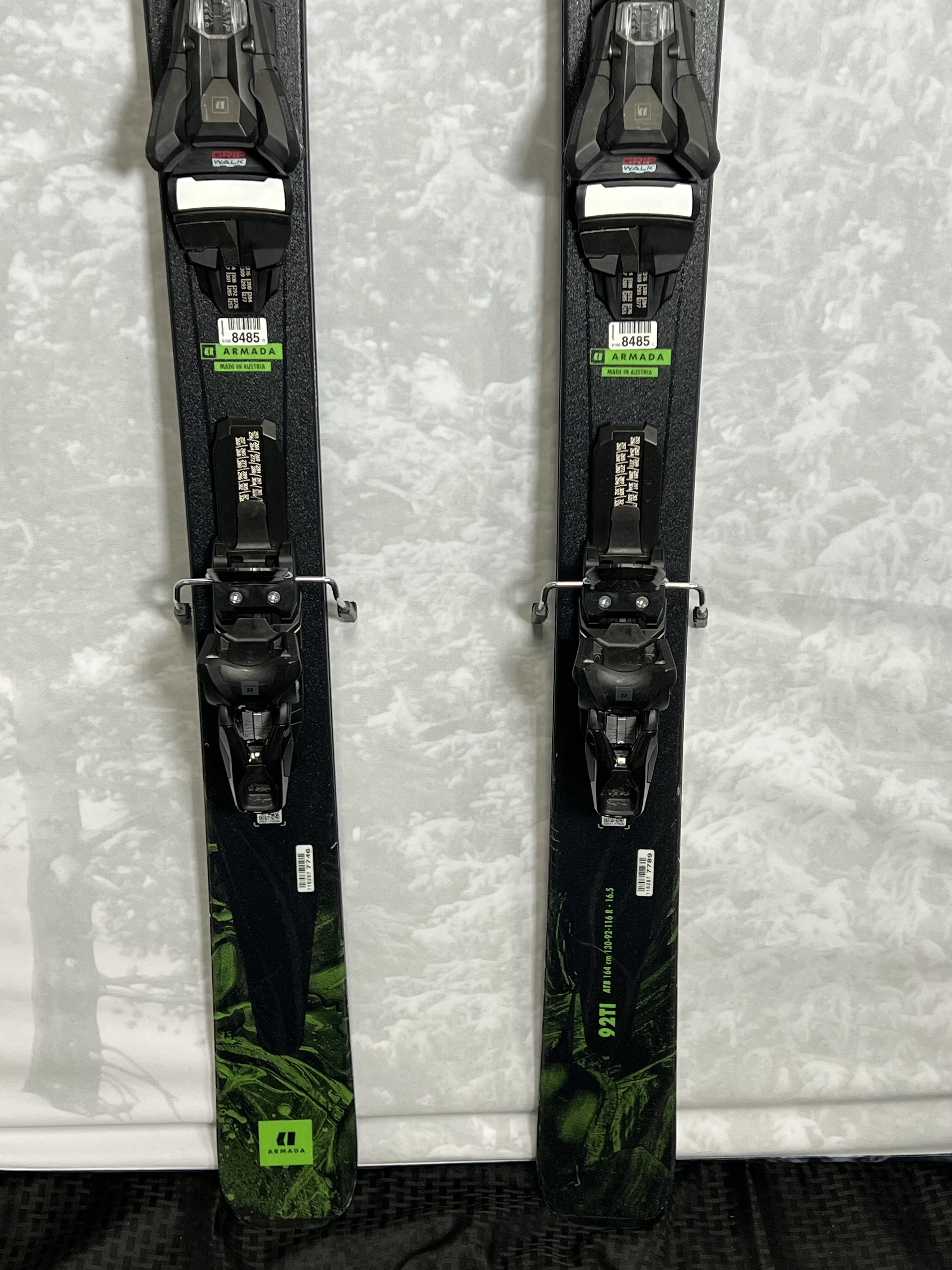 Used Armada Declivity 92 Ti 164 cm Skis 2025 w/Armada Strive 11 GW Demo Bindings