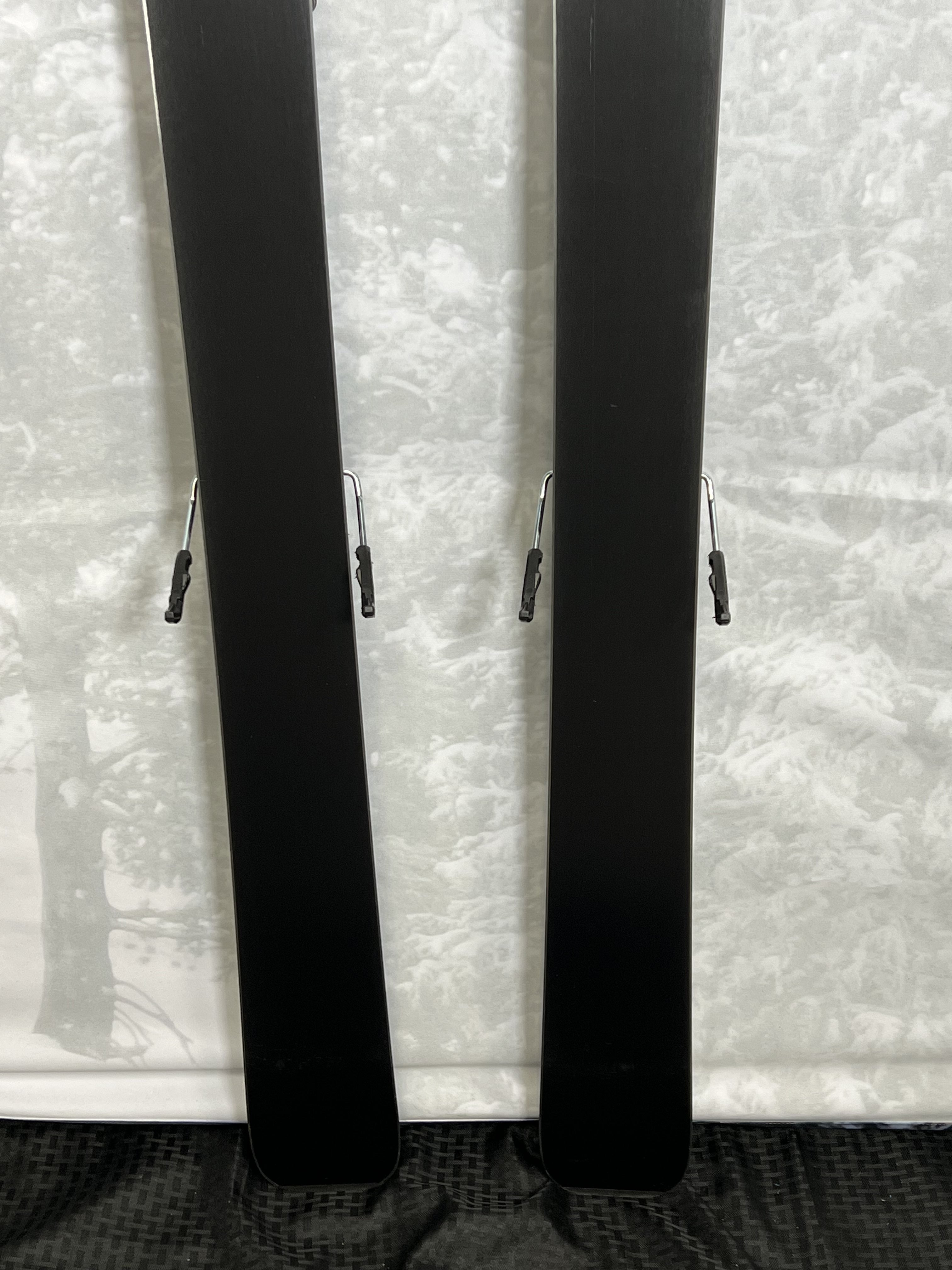 Used Armada Declivity 92 Ti 164 cm Skis 2025 w/Armada Strive 11 GW Demo Bindings