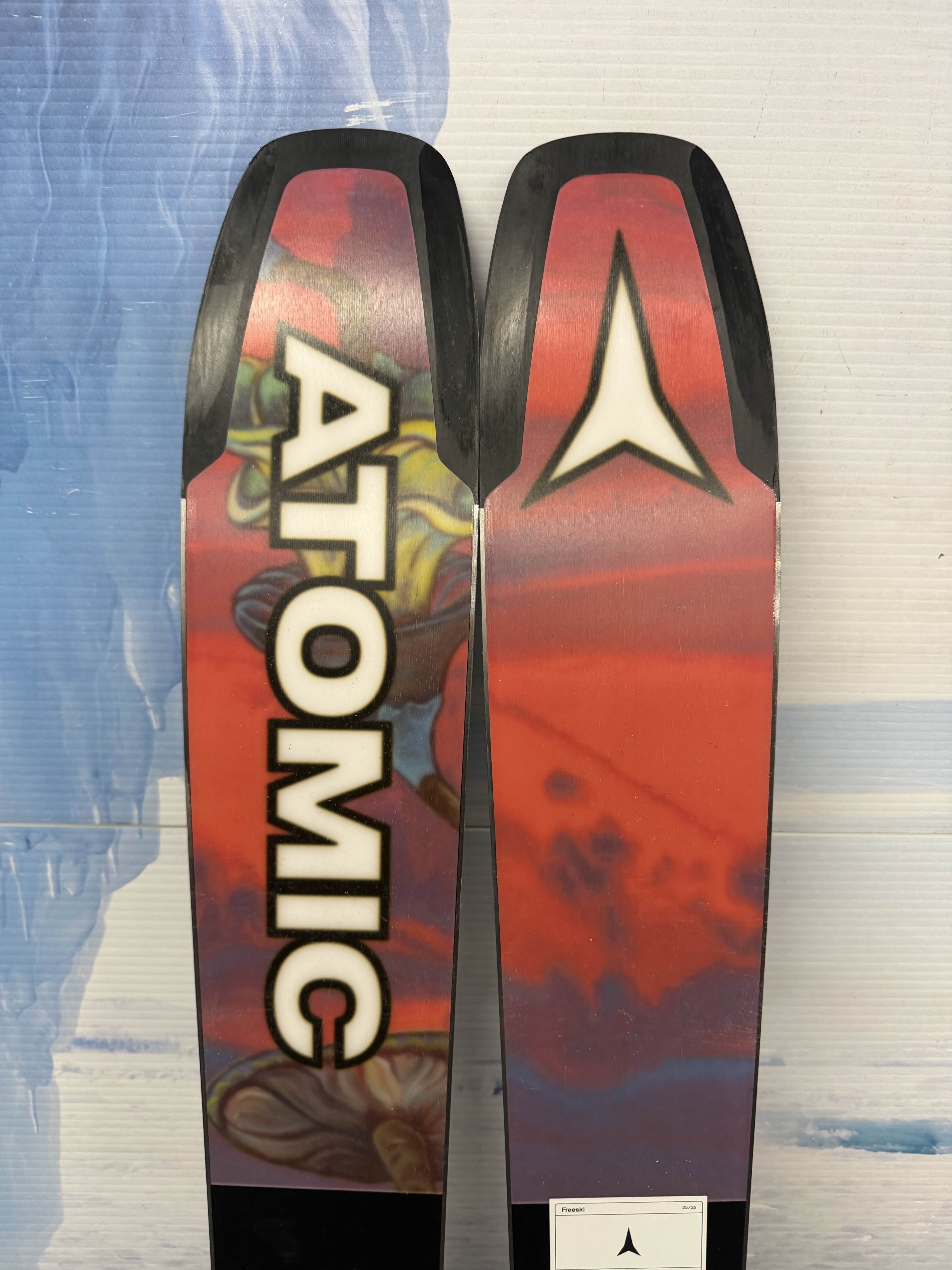 New Atomic Bent 100 158cm Skis w/ Atomic Strive 11 Bindings