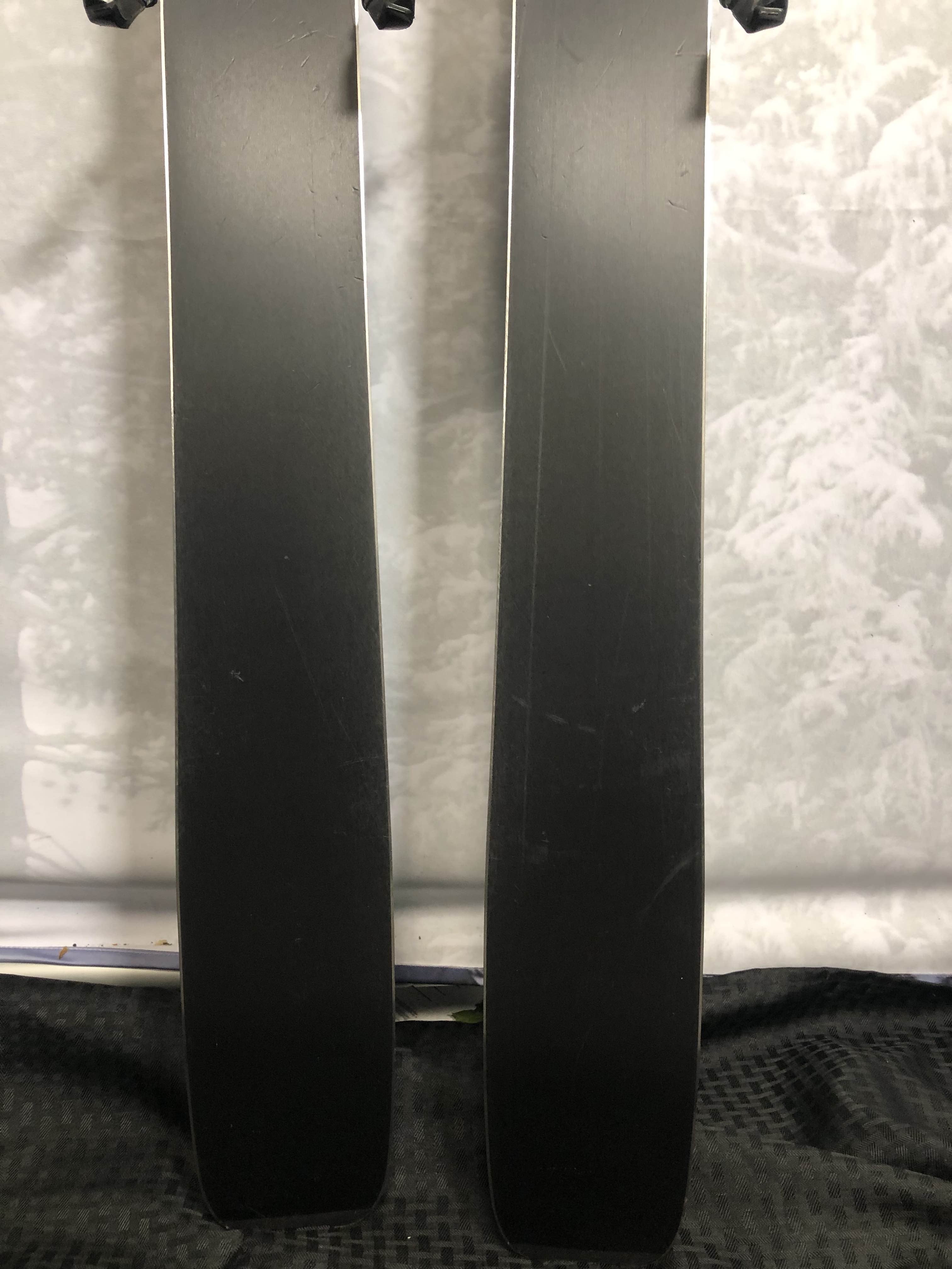 Used 2025 Elan Ripstick 96 - 175cm w/ Tyrollia Attack LYT 13 adjustable GW bindings