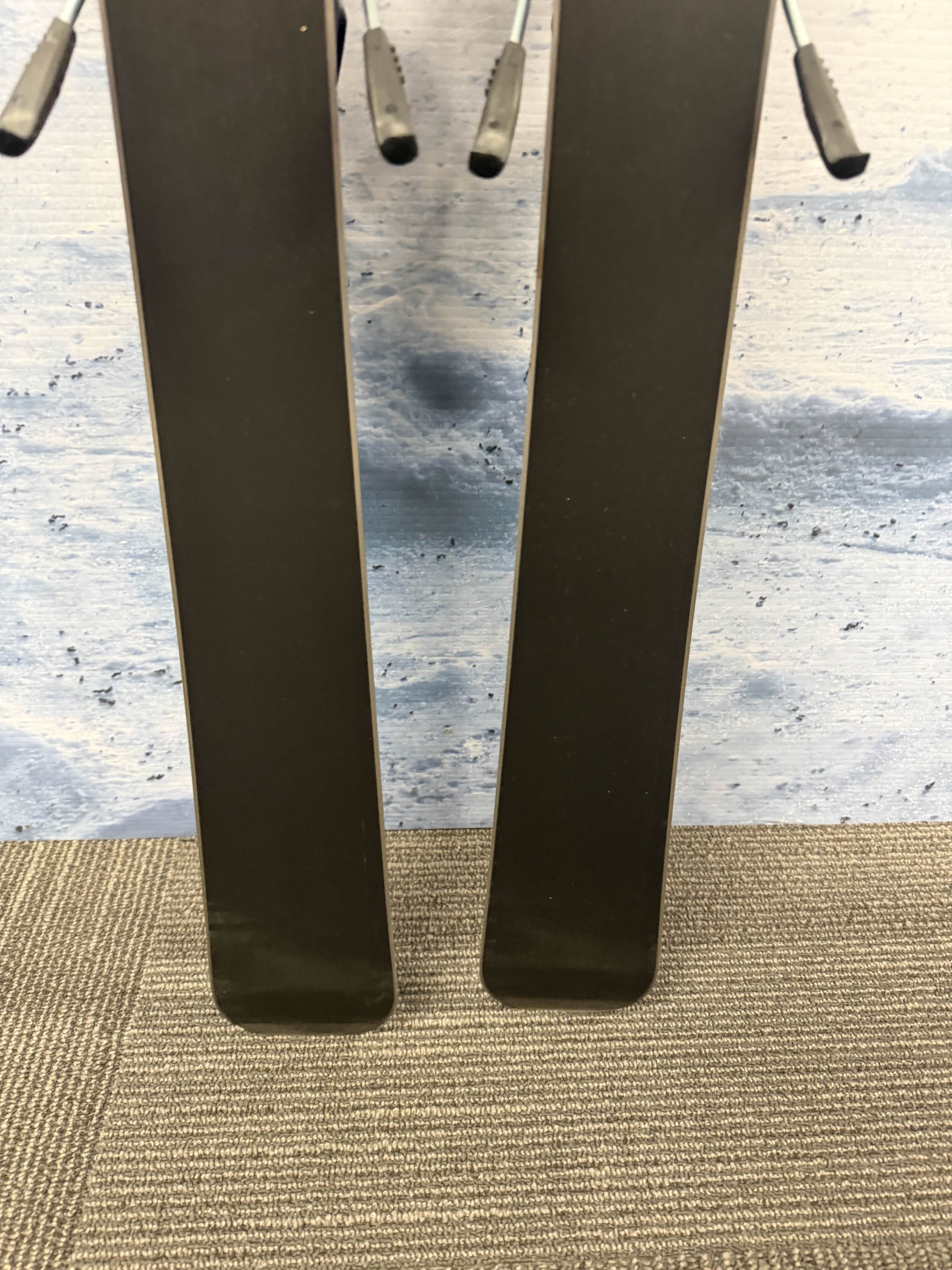 New Head Kore X 74 163cm Skis w/ Head PR 11 Bindings