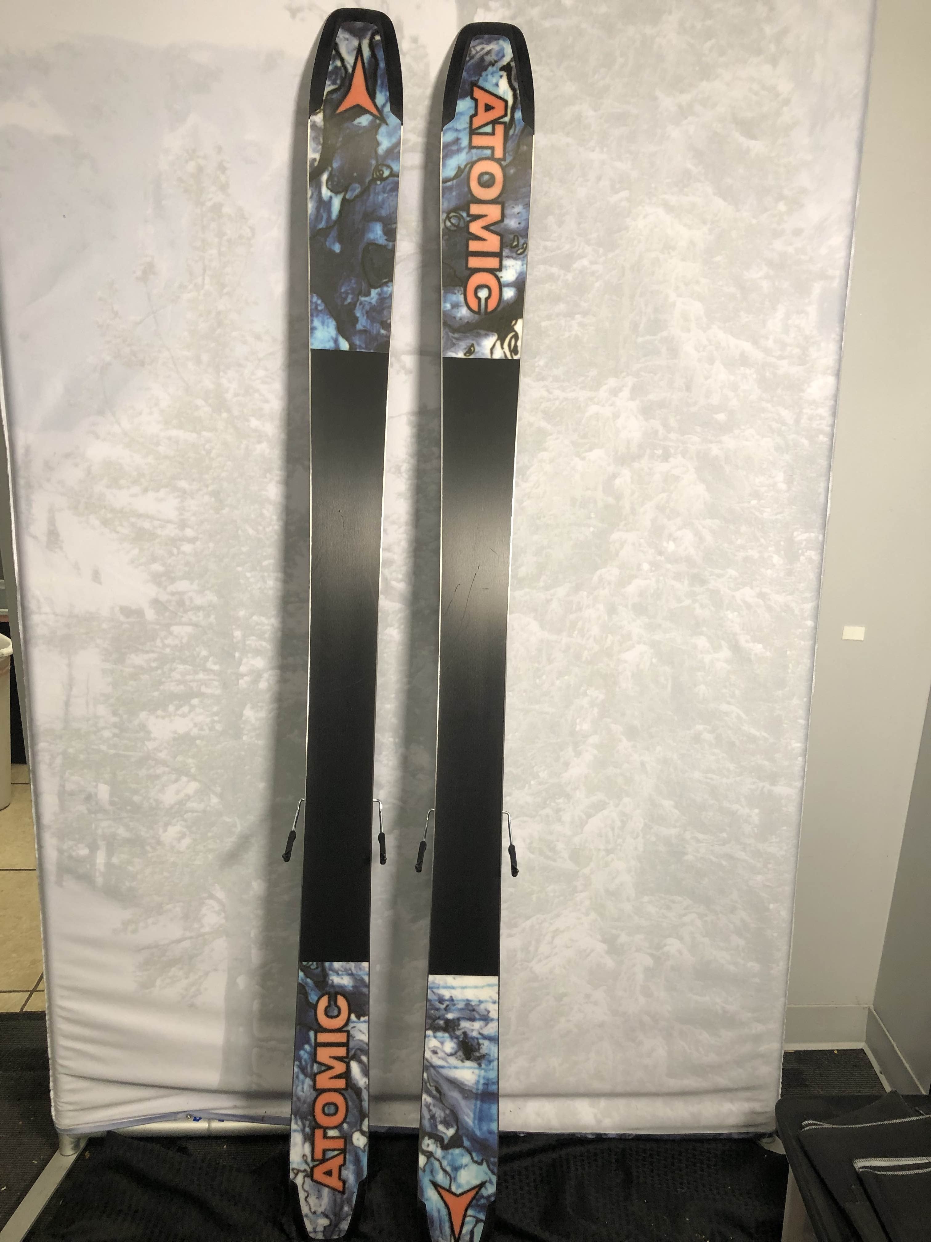 Lightly used 2025 Atomic Bent Chetler 100 186cm Ski w/ Salomon strive 11 GW Demo Binding