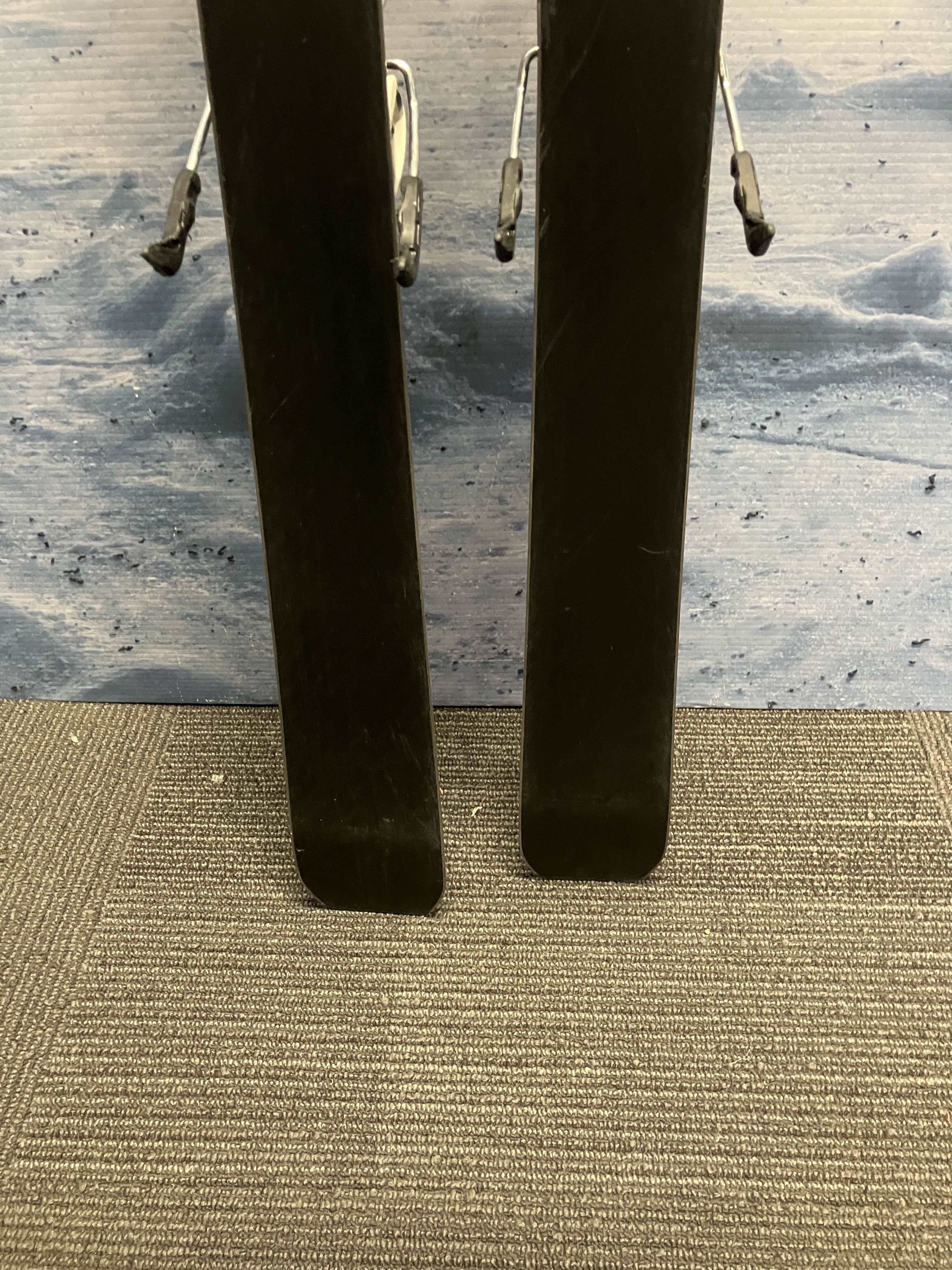 Used Atomic Vantage X 75 156cm Skis w/ Atomic Lithium 10 Bindings