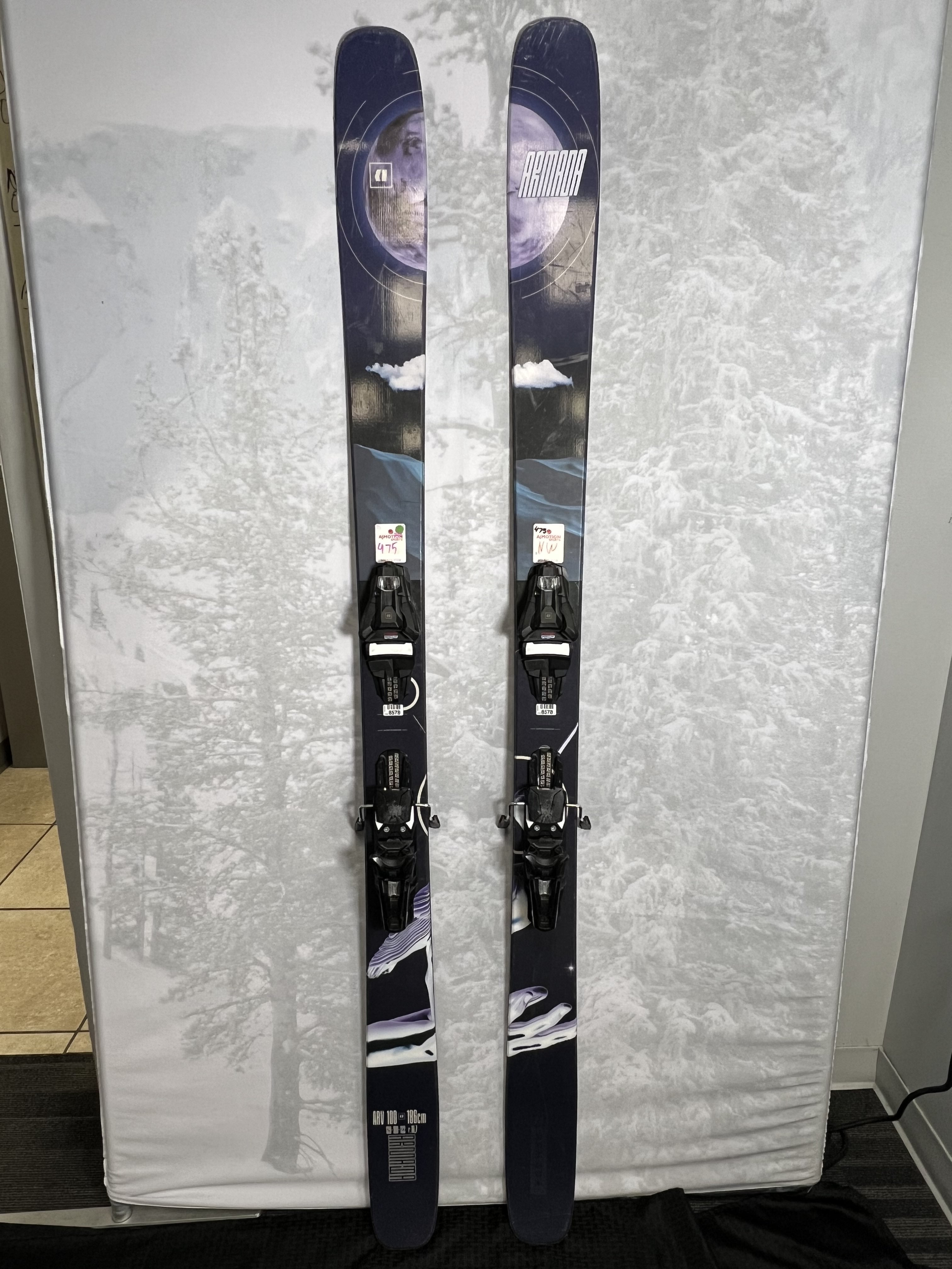 Used Armada ARV 100 186 cm Skis 2025 w/Armada Strive 11 GW Demo Bindings