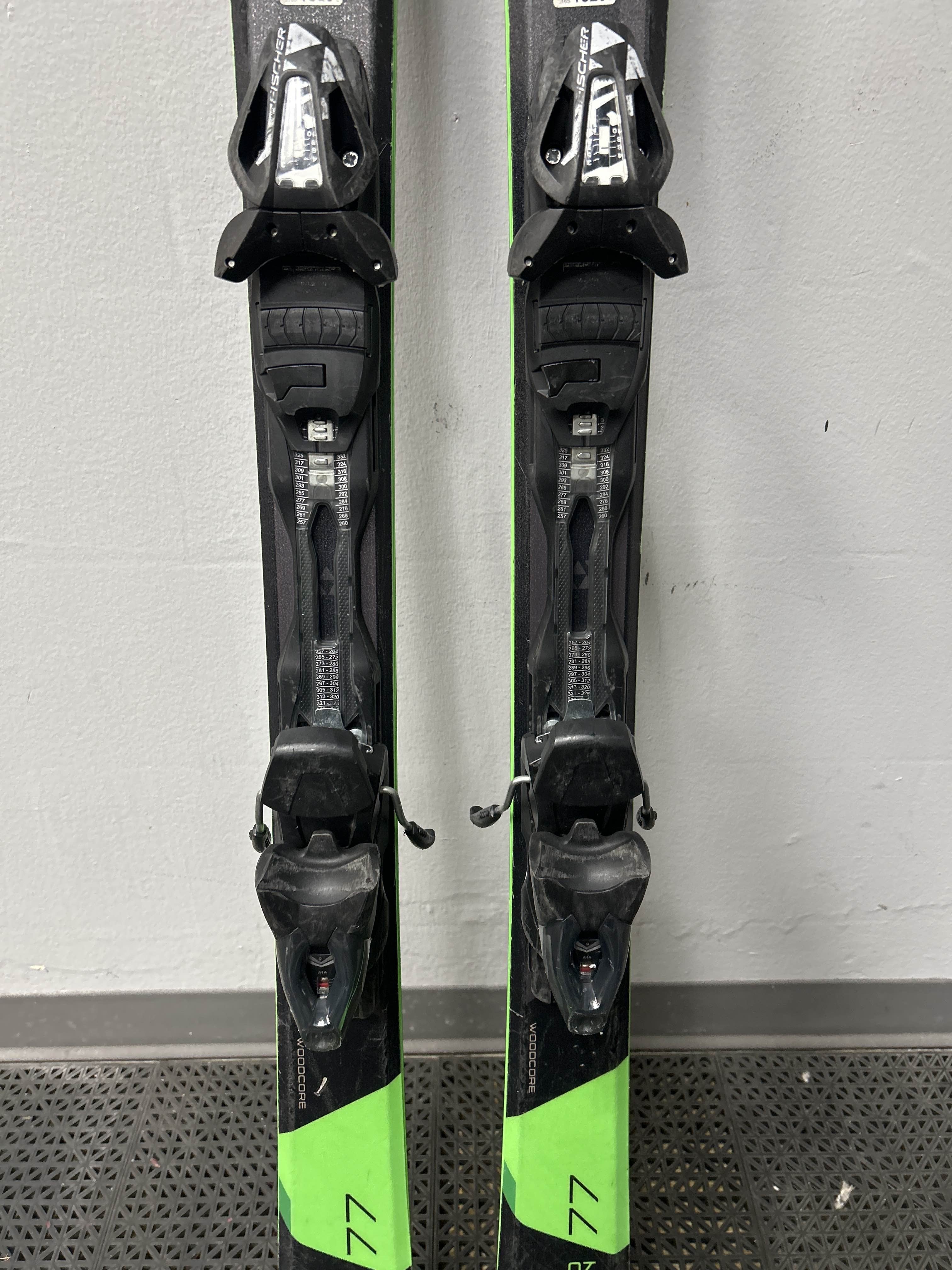 Used Fischer Pro Mtn 77 157cm Skis w/ Fischer RS11 Demo binding