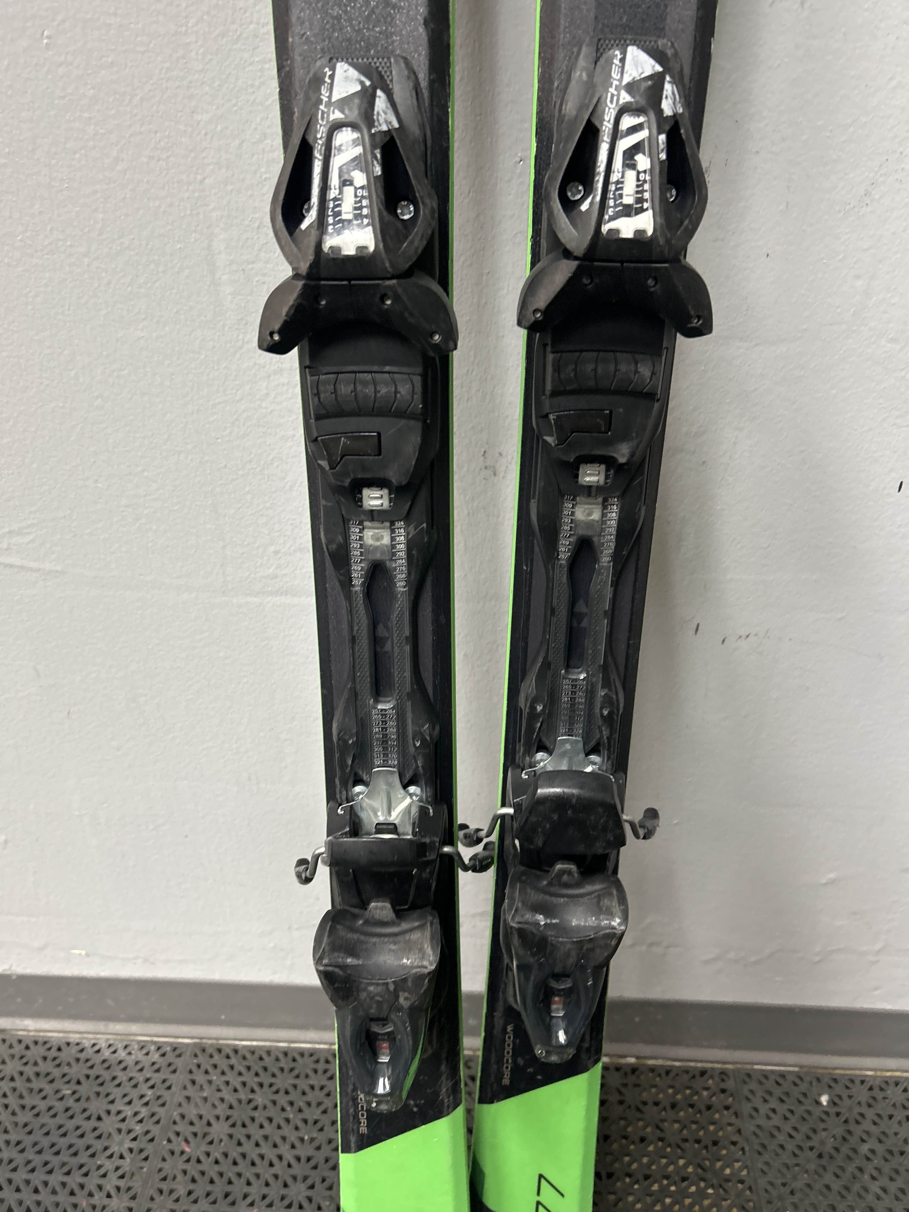 Used Fischer Pro Mtn 77 164cm Skis w/ Fischer RS11 Demo binding