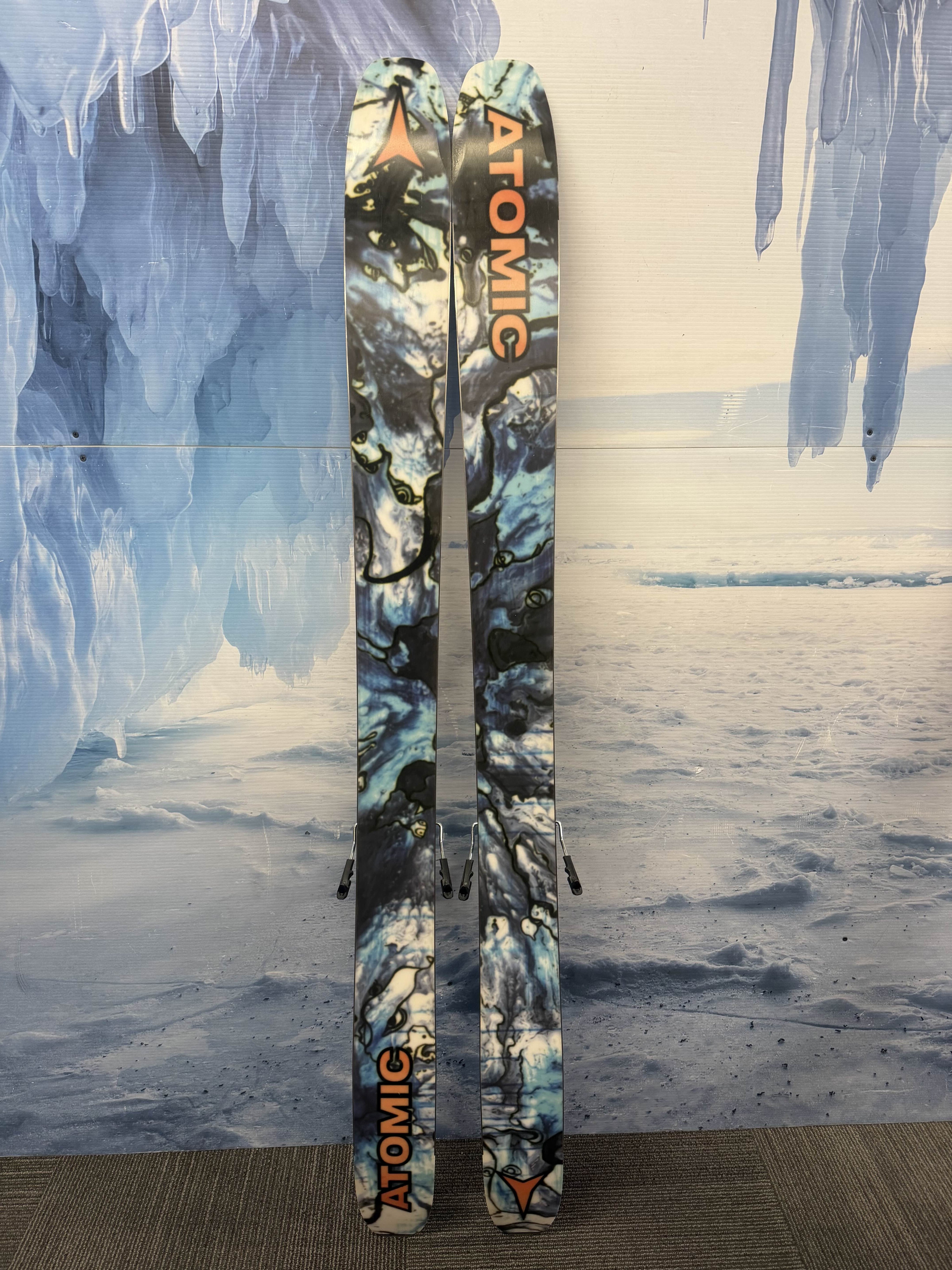 Lightly Used Atomic Bent 110 172cm Skis w/ Atomic Strive 13 Bindings