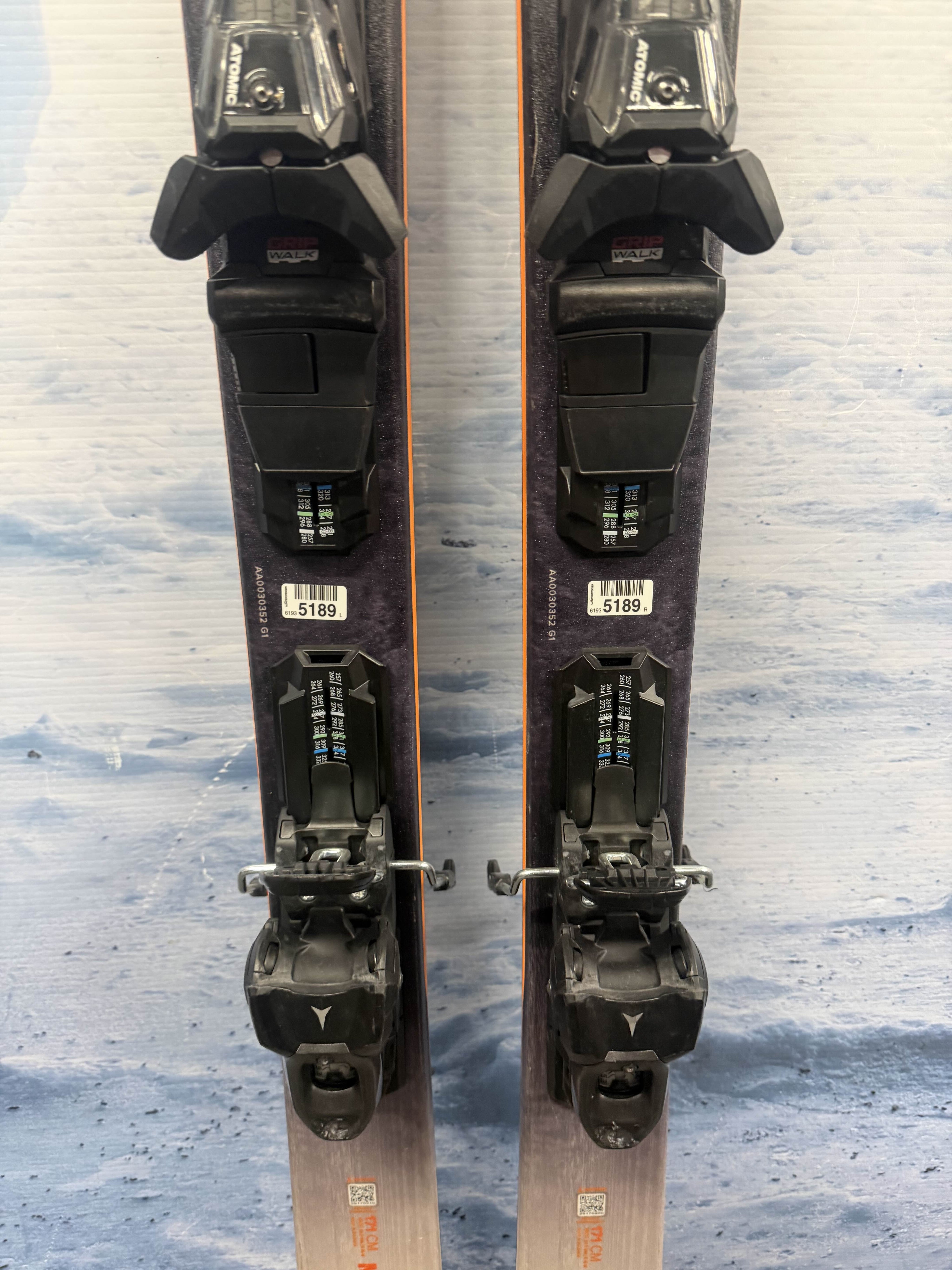 Lightly Used Atomic Maverick 84 171cm Skis w/ Atomic M10 Bindings