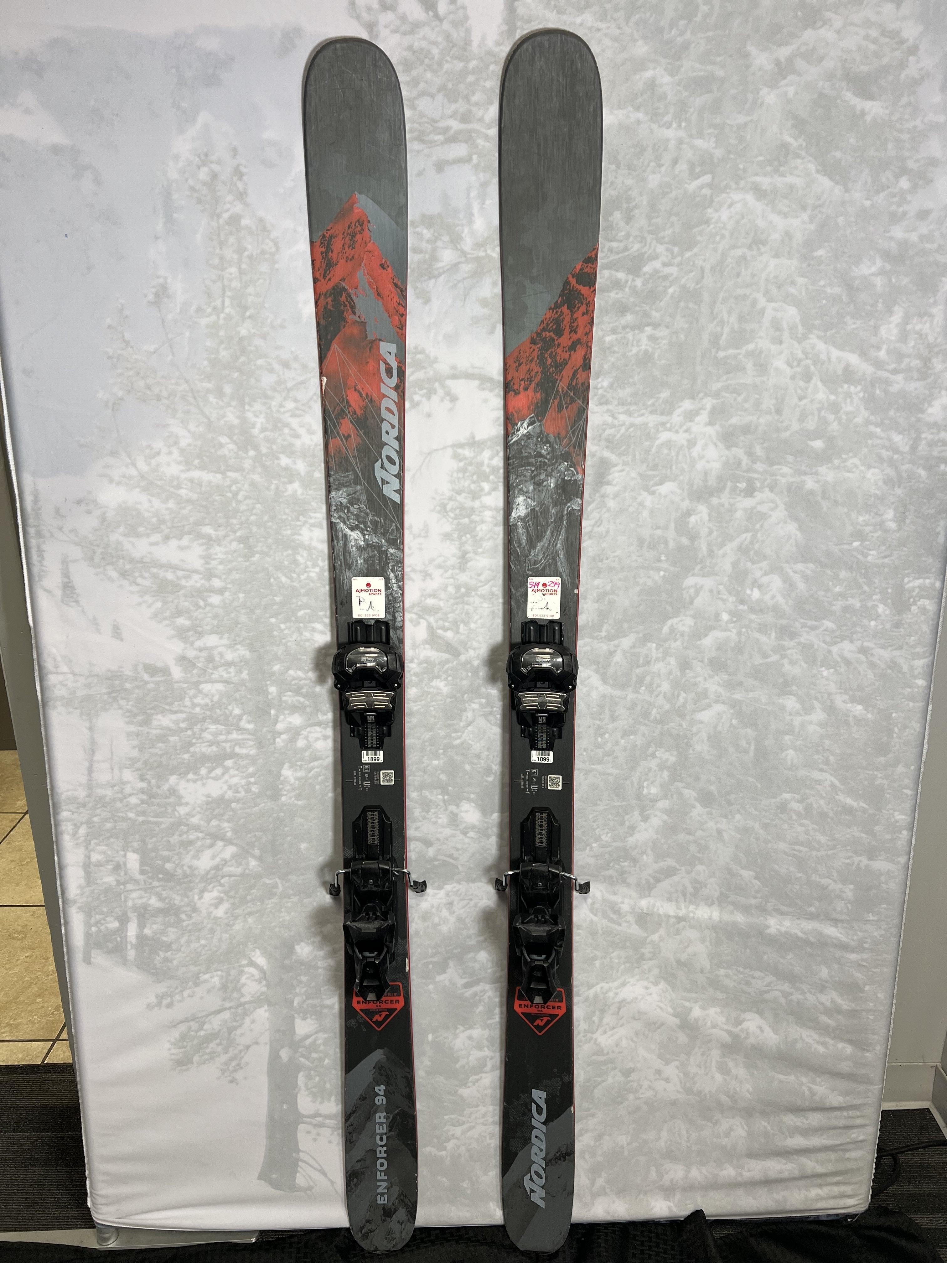 Used Nordica Enforcer 94 172 cm Skis 2025 w/Tyrolia Attack 14 Demo Bindings