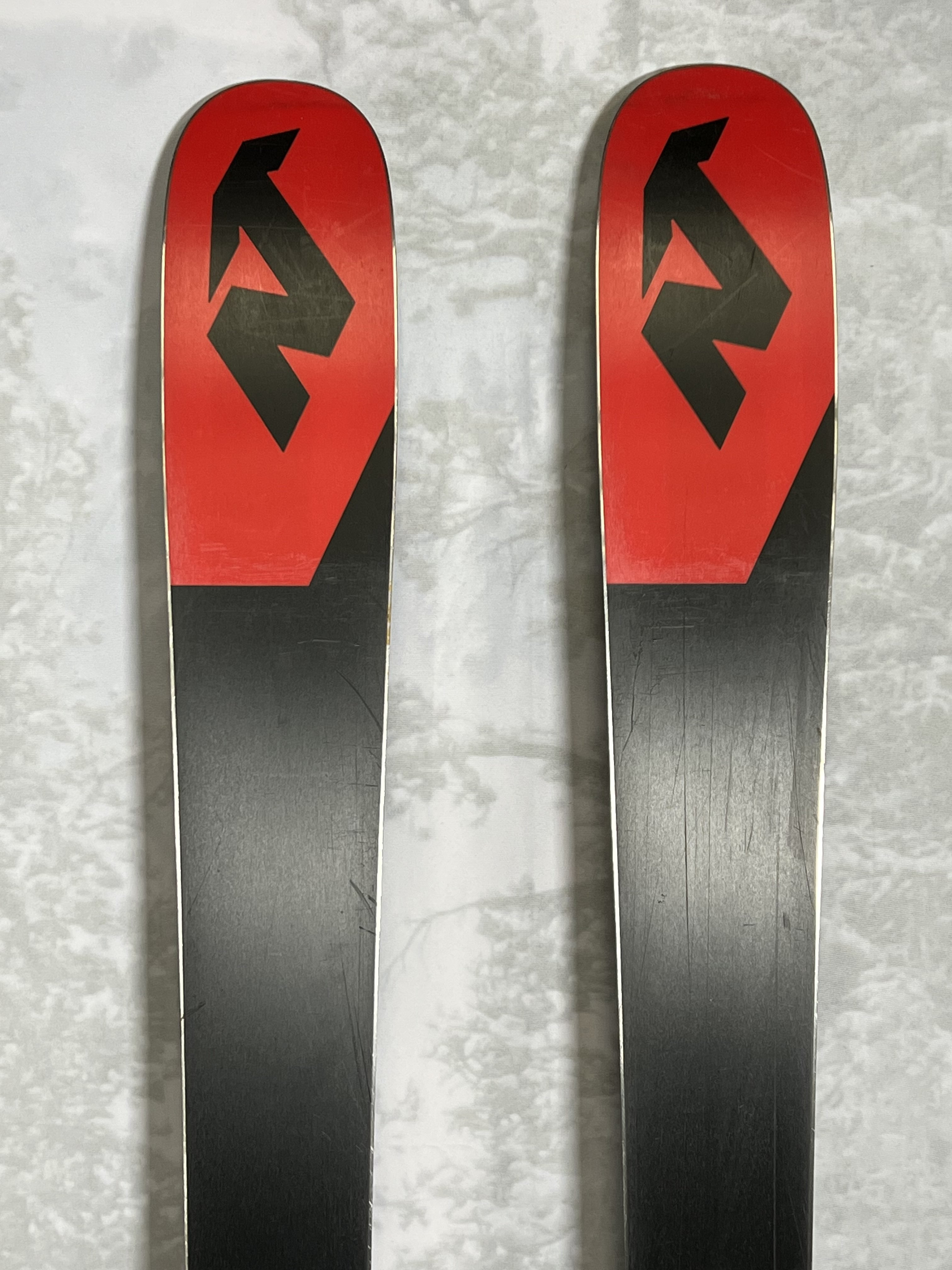 Used Nordica Enforcer 94 172 cm Skis 2025 w/Tyrolia Attack 14 Demo Bindings