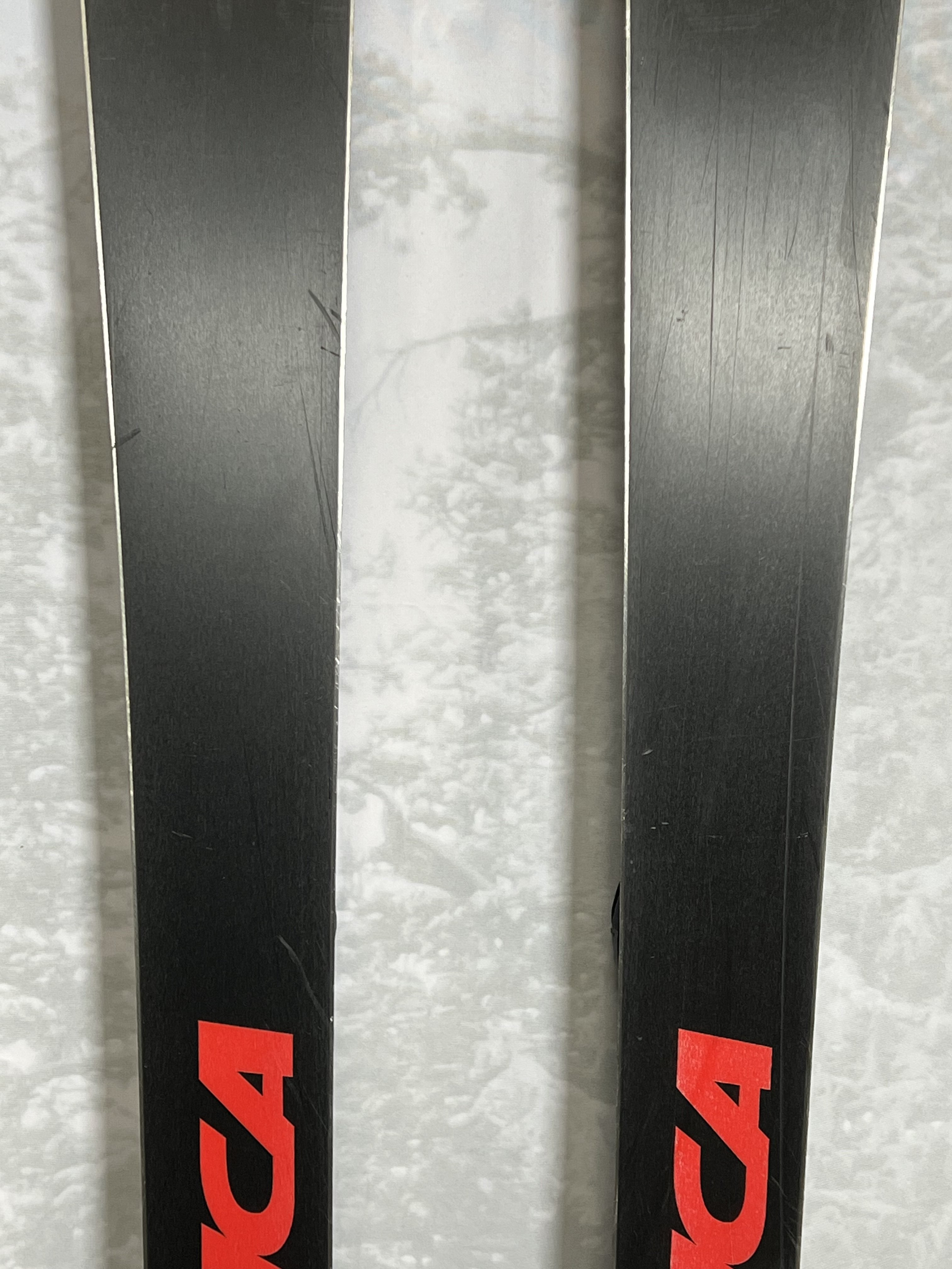 Used Nordica Enforcer 94 172 cm Skis 2025 w/Tyrolia Attack 14 Demo Bindings