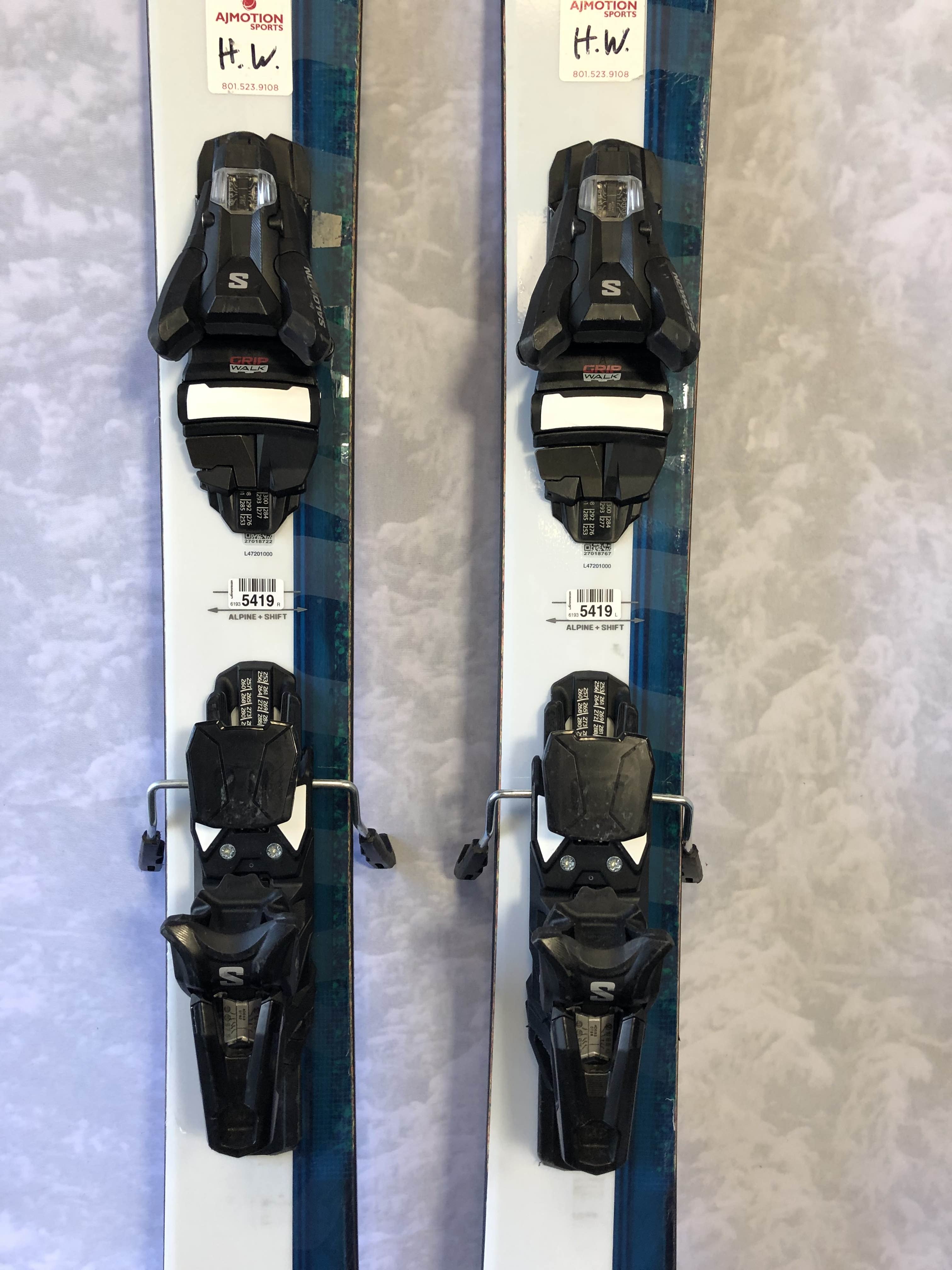 Used Salomon QST Echo 106 Skis - 157cm w/ Salomon Strive 13 Demo Binding