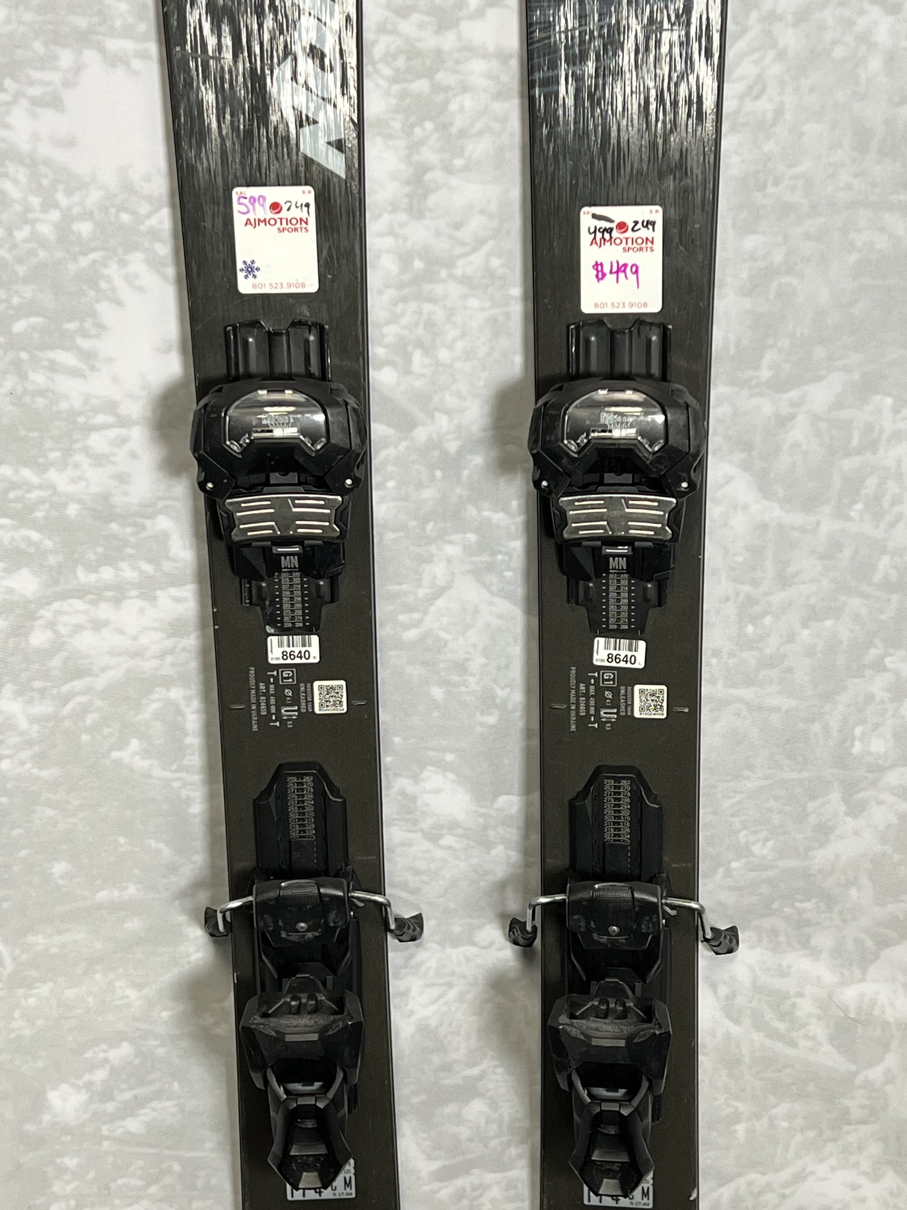 Used Nordica Unleashed Ice 98 174 cm Skis 2024 w/Tyrolia Attack 14 Demo Bindings