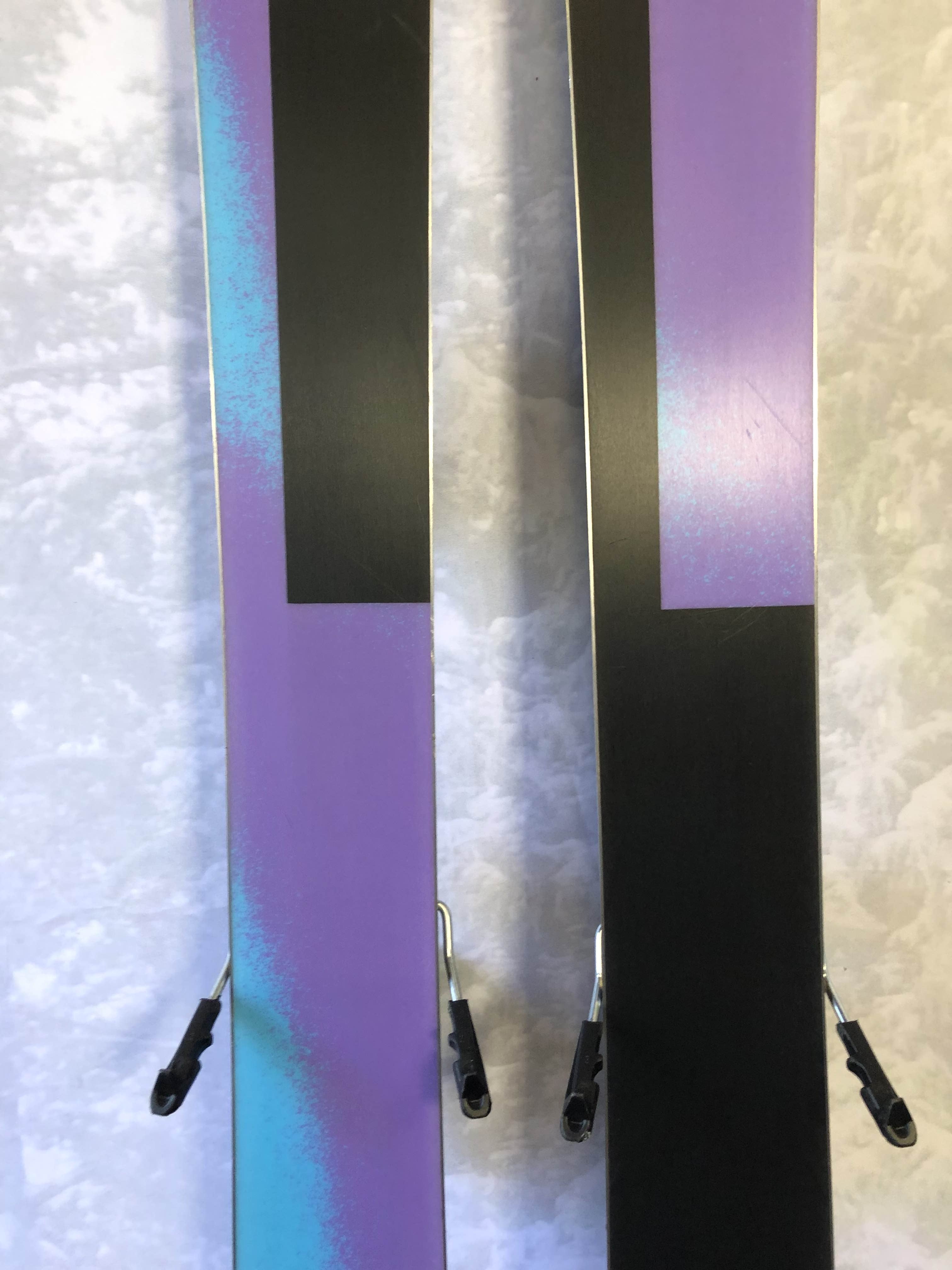 Used Salomon QST Echo 106 Skis - 157cm w/ Salomon Strive 13 Demo Binding