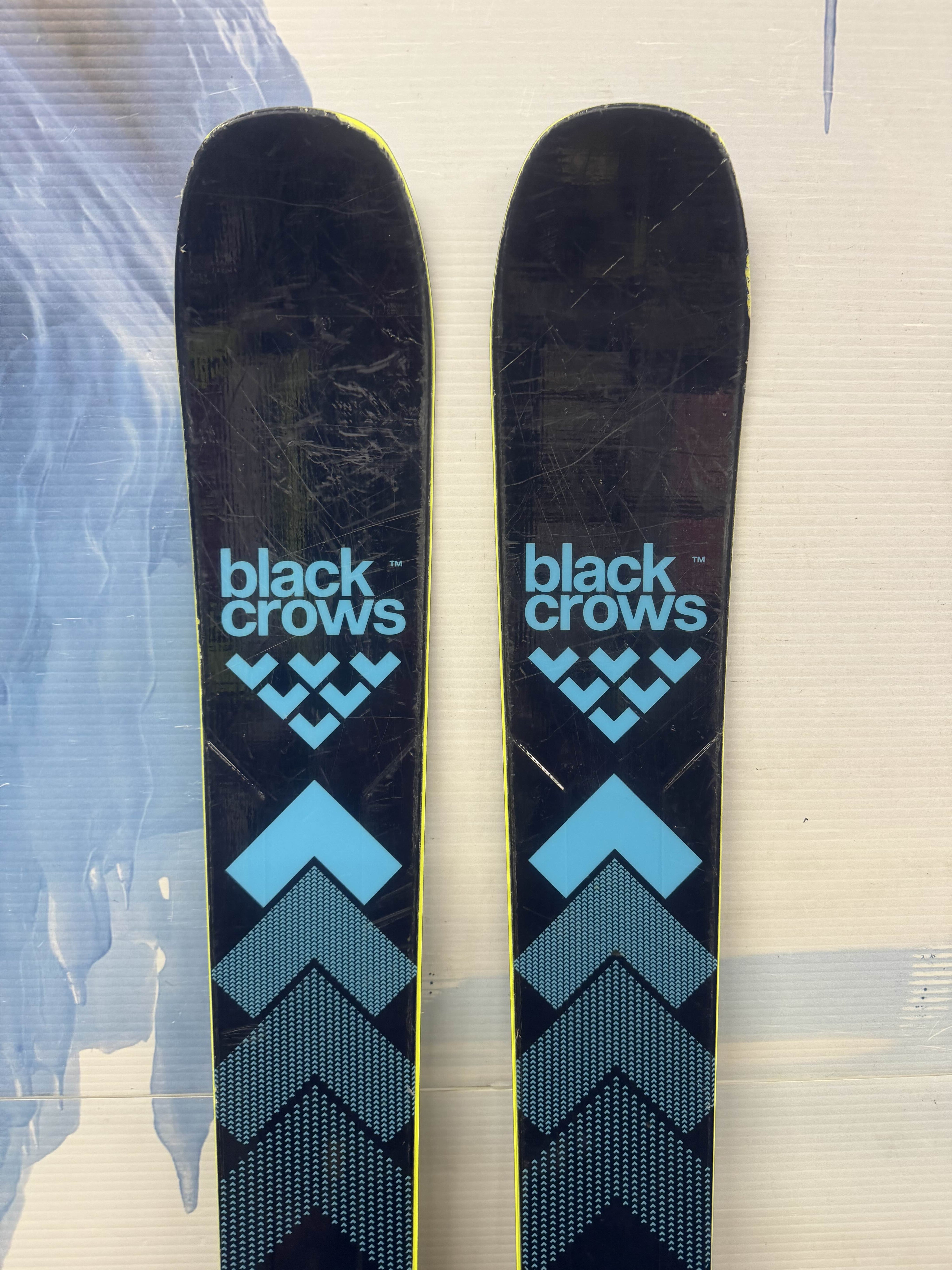 Lightly Used Black Crows Serpo 174cm Skis w/ Tyrolia Attack LYT 13 Bindings