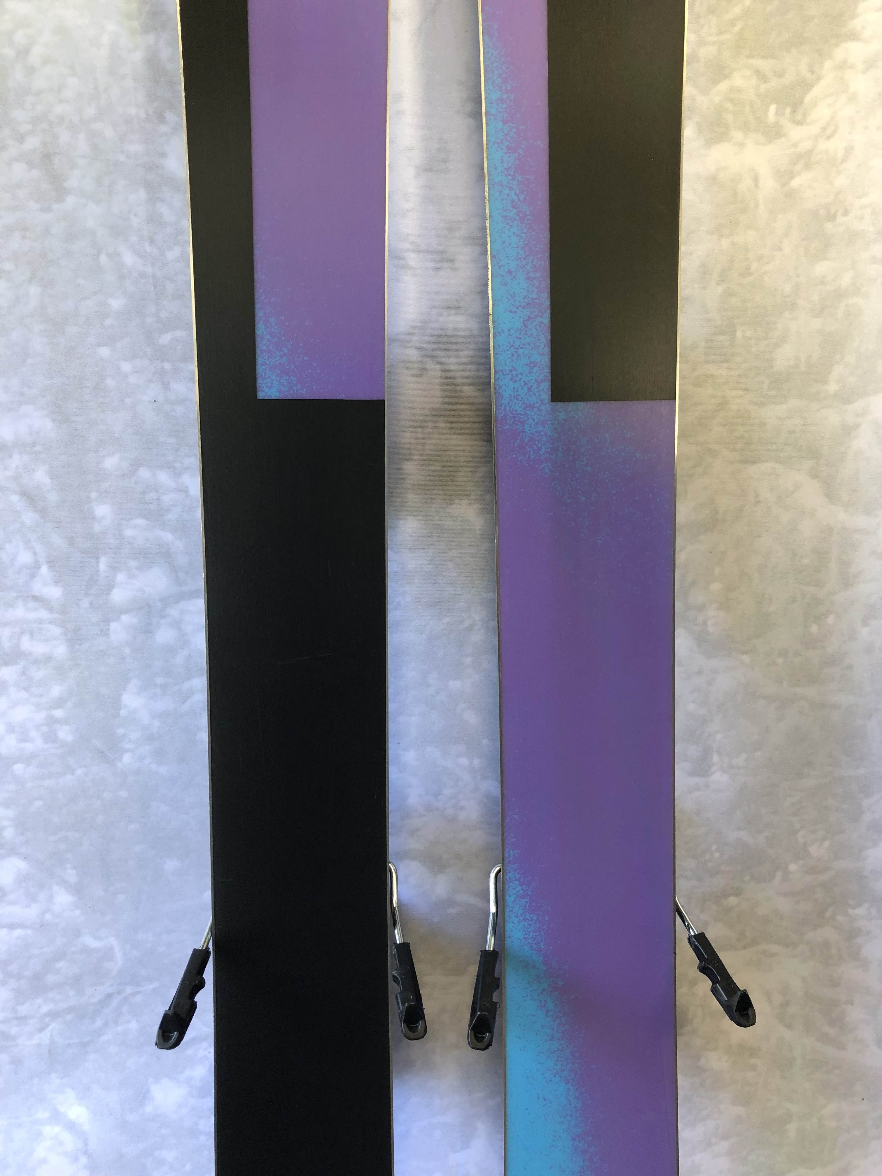Used Salomon QST Echo 106 Skis - 181cm w/ Salomon Strive 13 Demo Binding