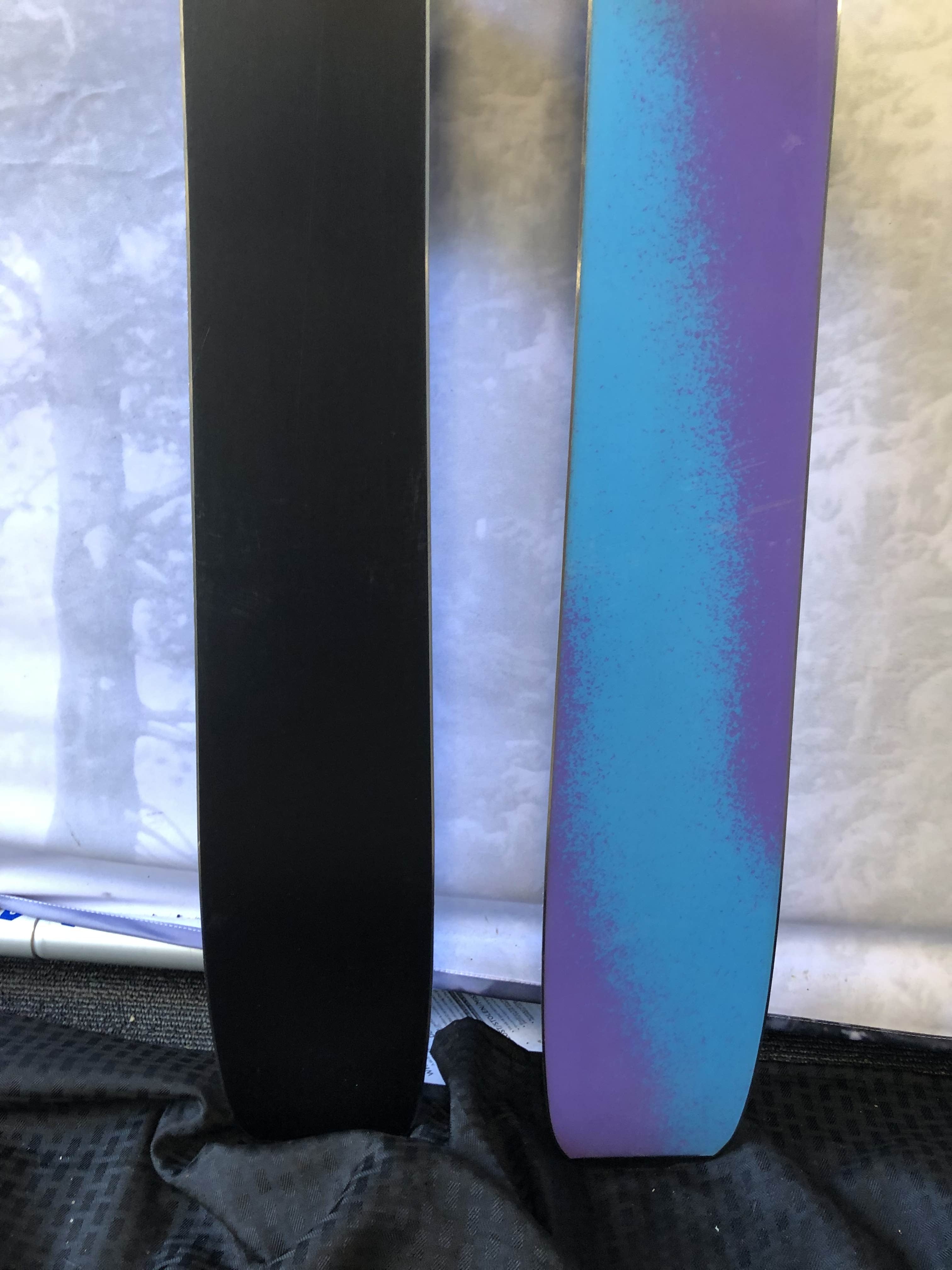 Used Salomon QST Echo 106 Skis - 181cm w/ Salomon Strive 13 Demo Binding