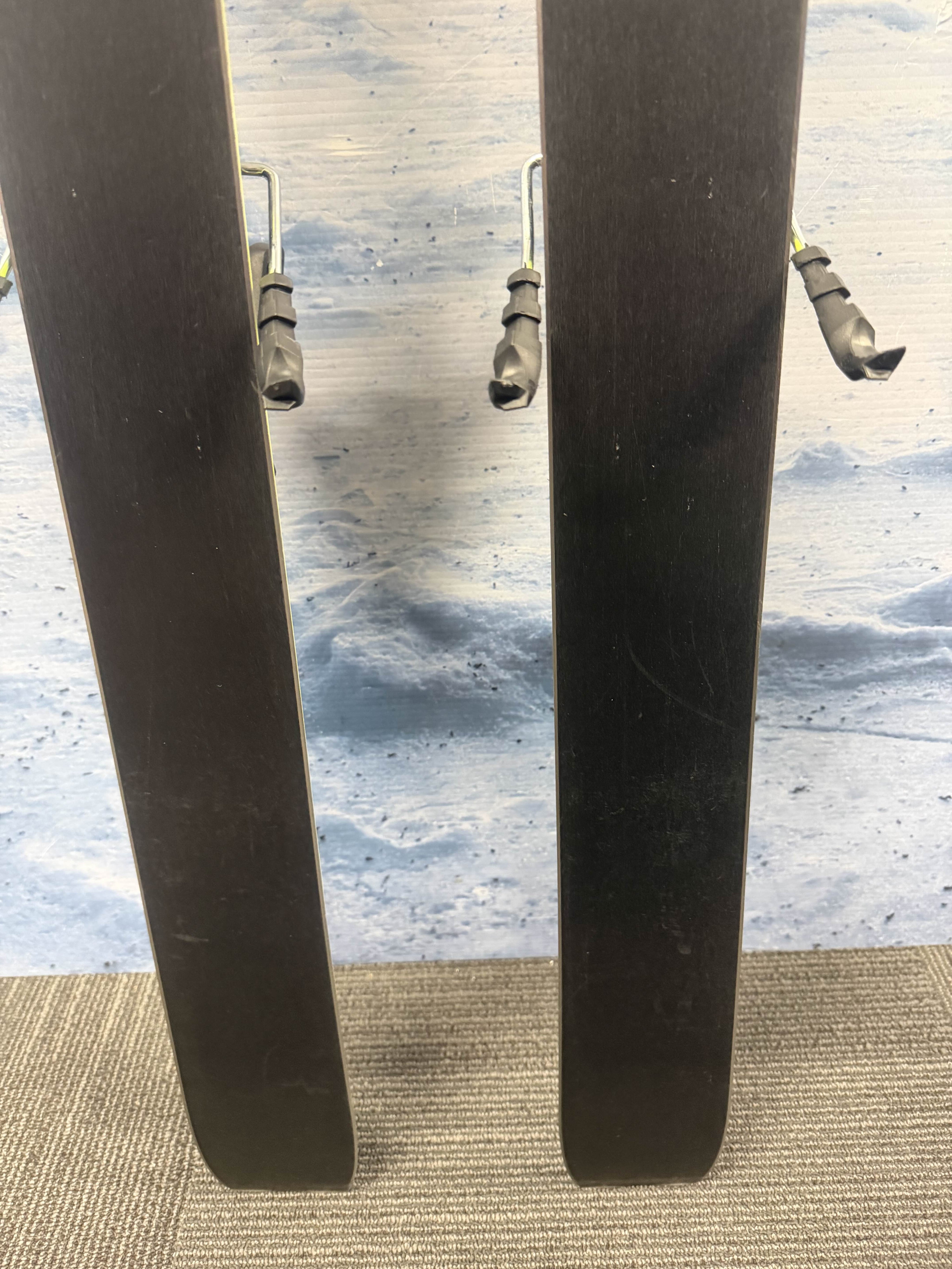 Lightly Used Black Crows Serpo 174cm Skis w/ Tyrolia Attack LYT 13 Bindings