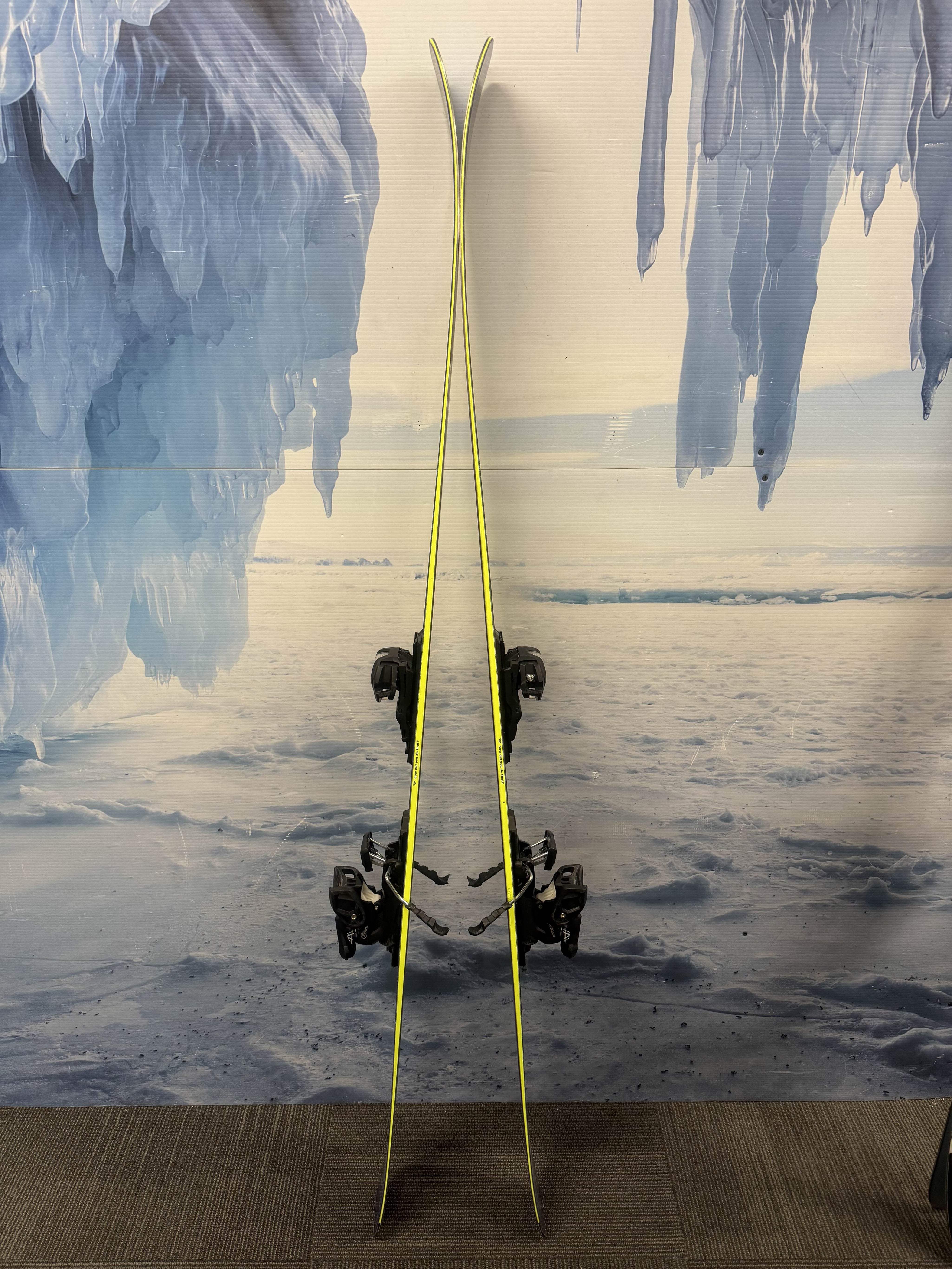 Lightly Used Black Crows Serpo 174cm Skis w/ Tyrolia Attack LYT 13 Bindings