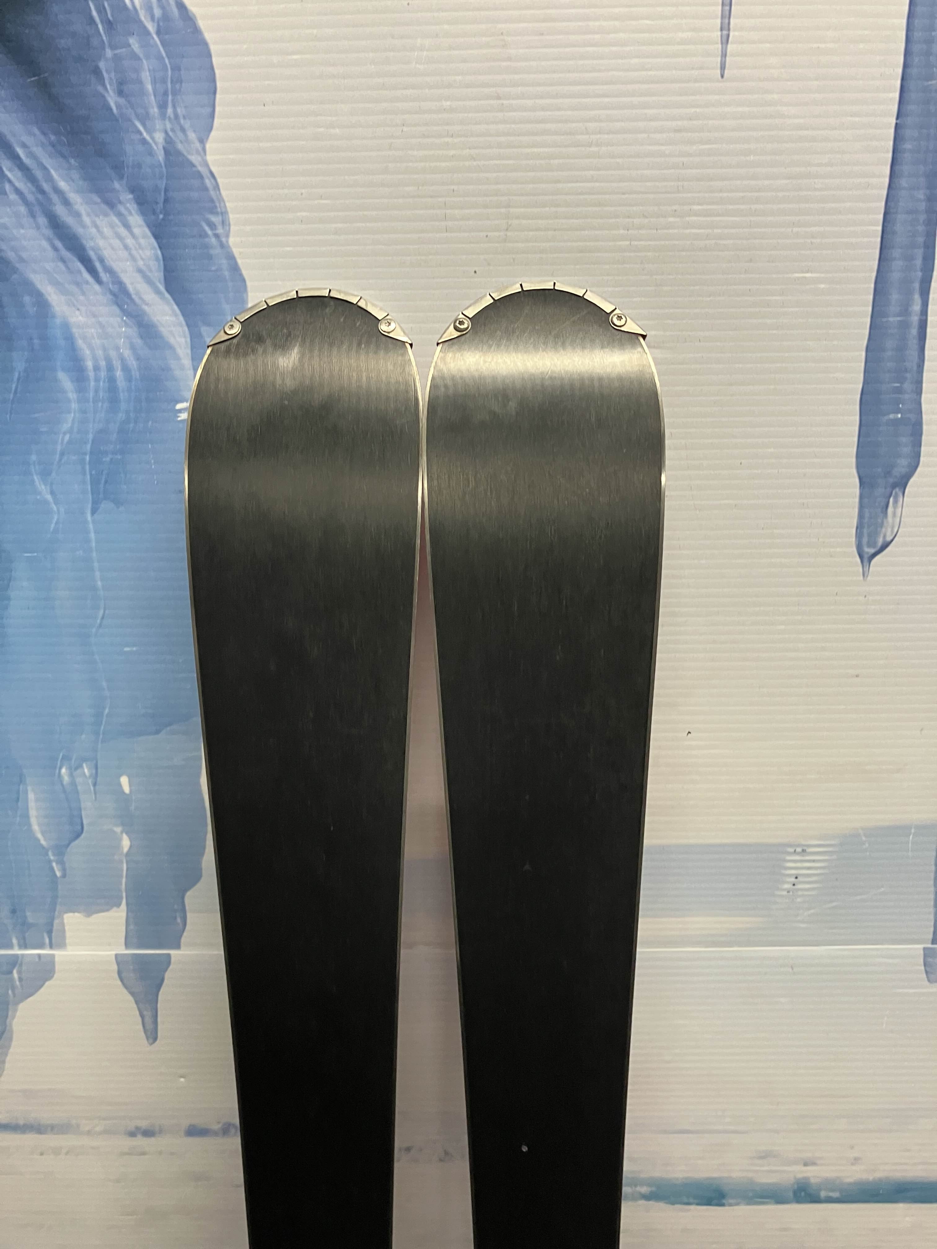 Used Atomic ETL 165cm Skis w/ Atomic EZ Track 10 Bindings