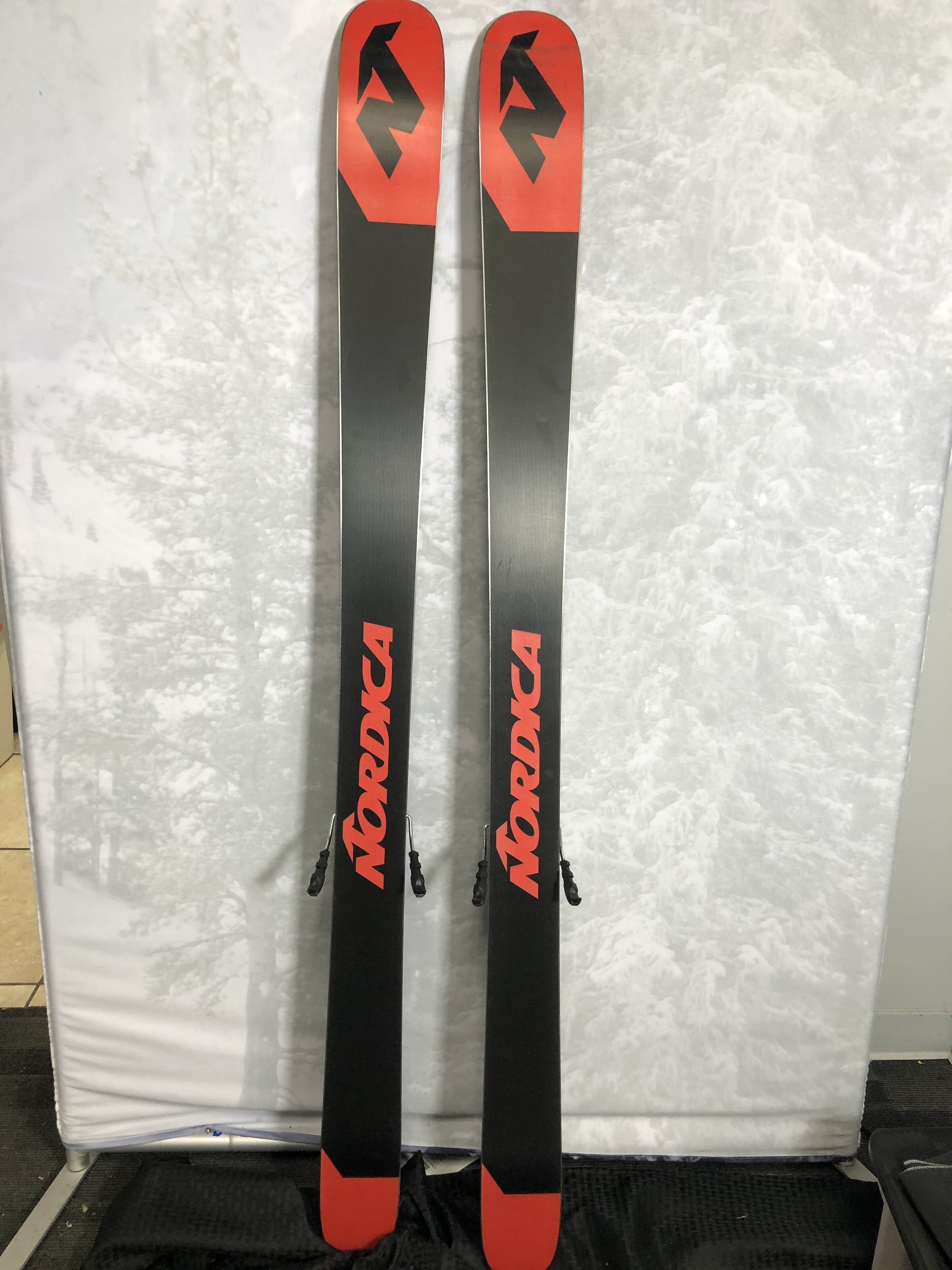 Used Nordica Enforcer 94 167cm w/ Tyrolia Attack 13 Bindings