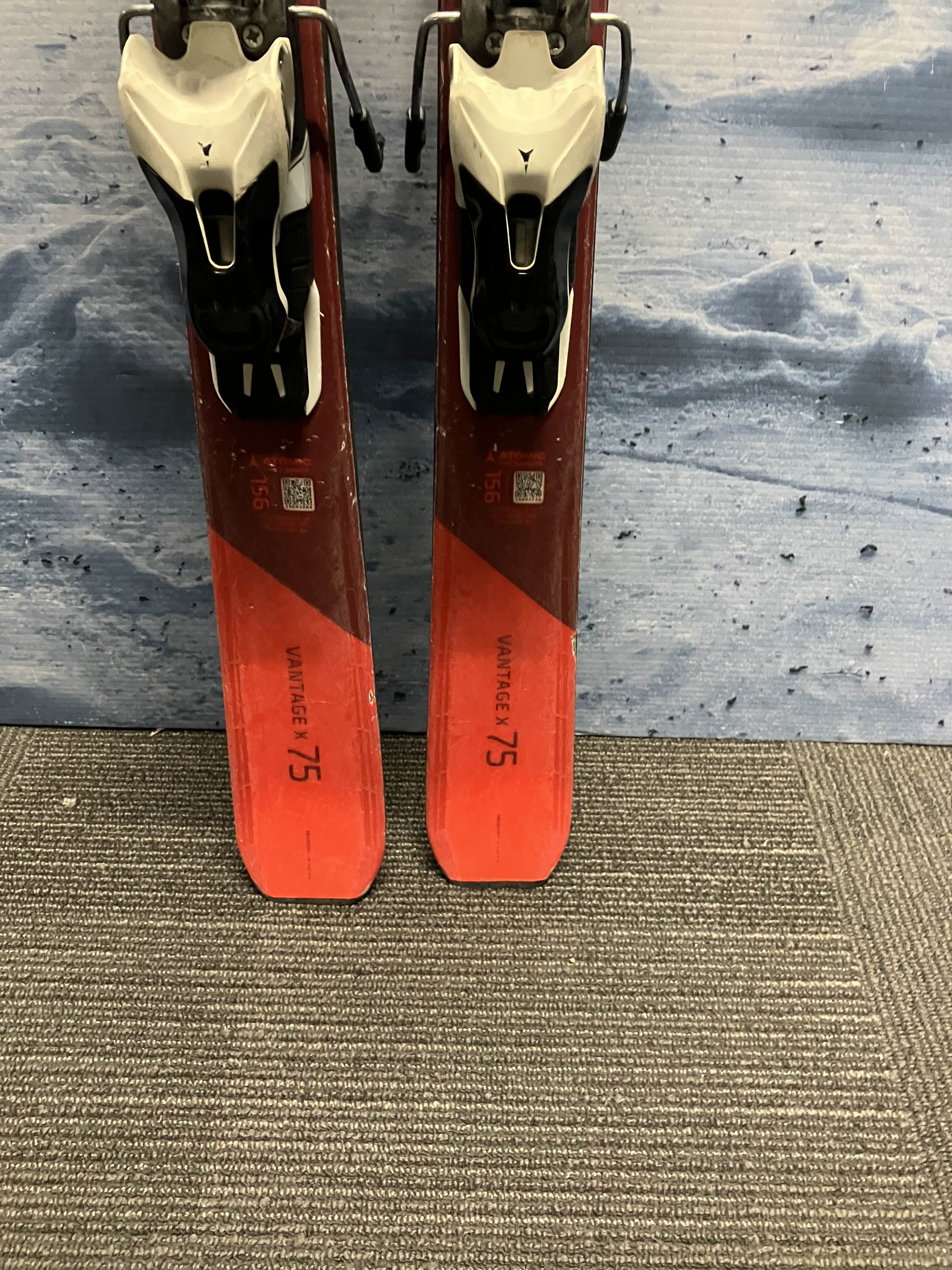 Used Atomic Vantage 75 156cm w/ Atomic Lithium 10 Adjustable Bindings