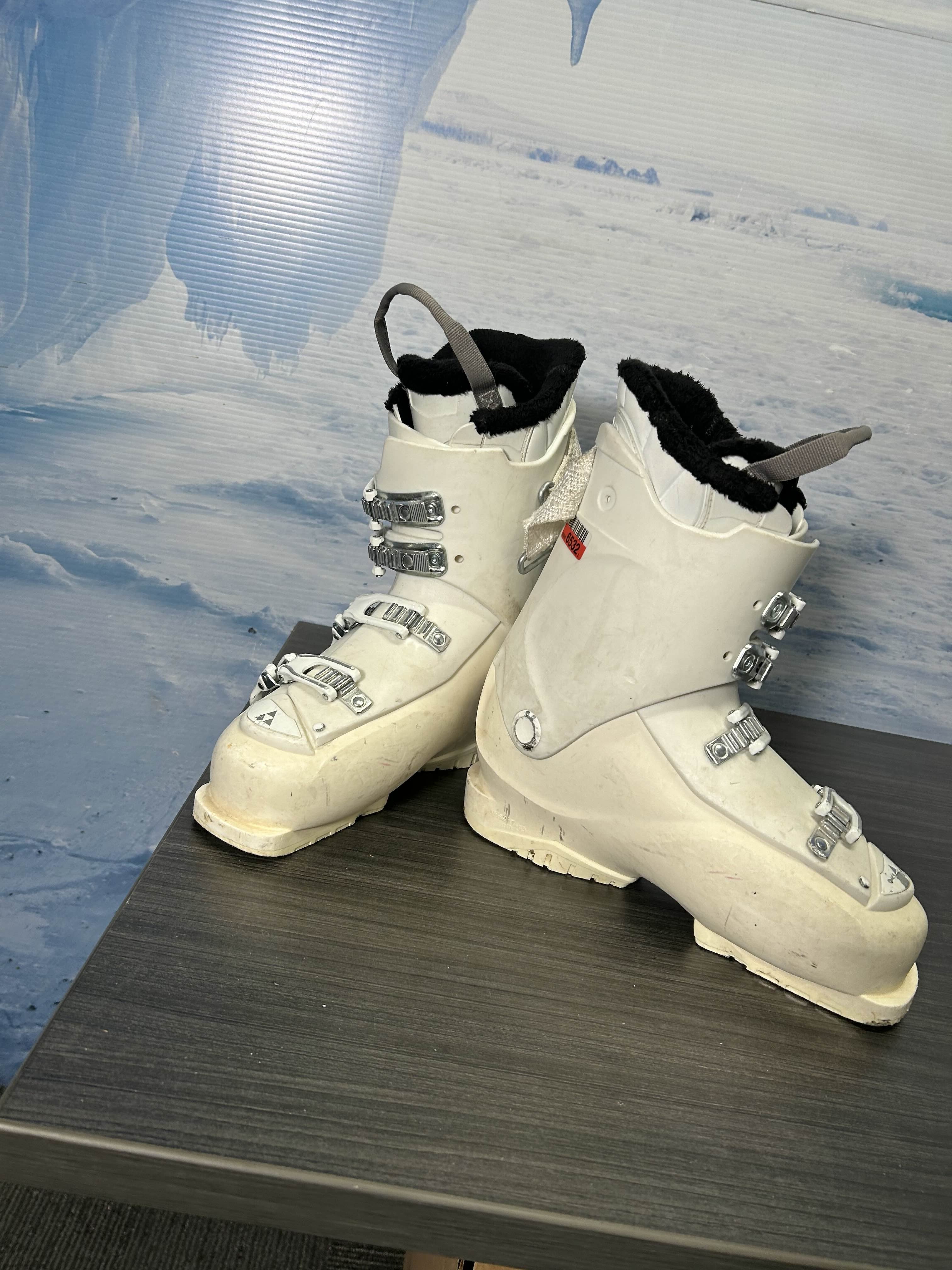 Used Fischer My Cruzar 80 25.5 MP Ski Boot