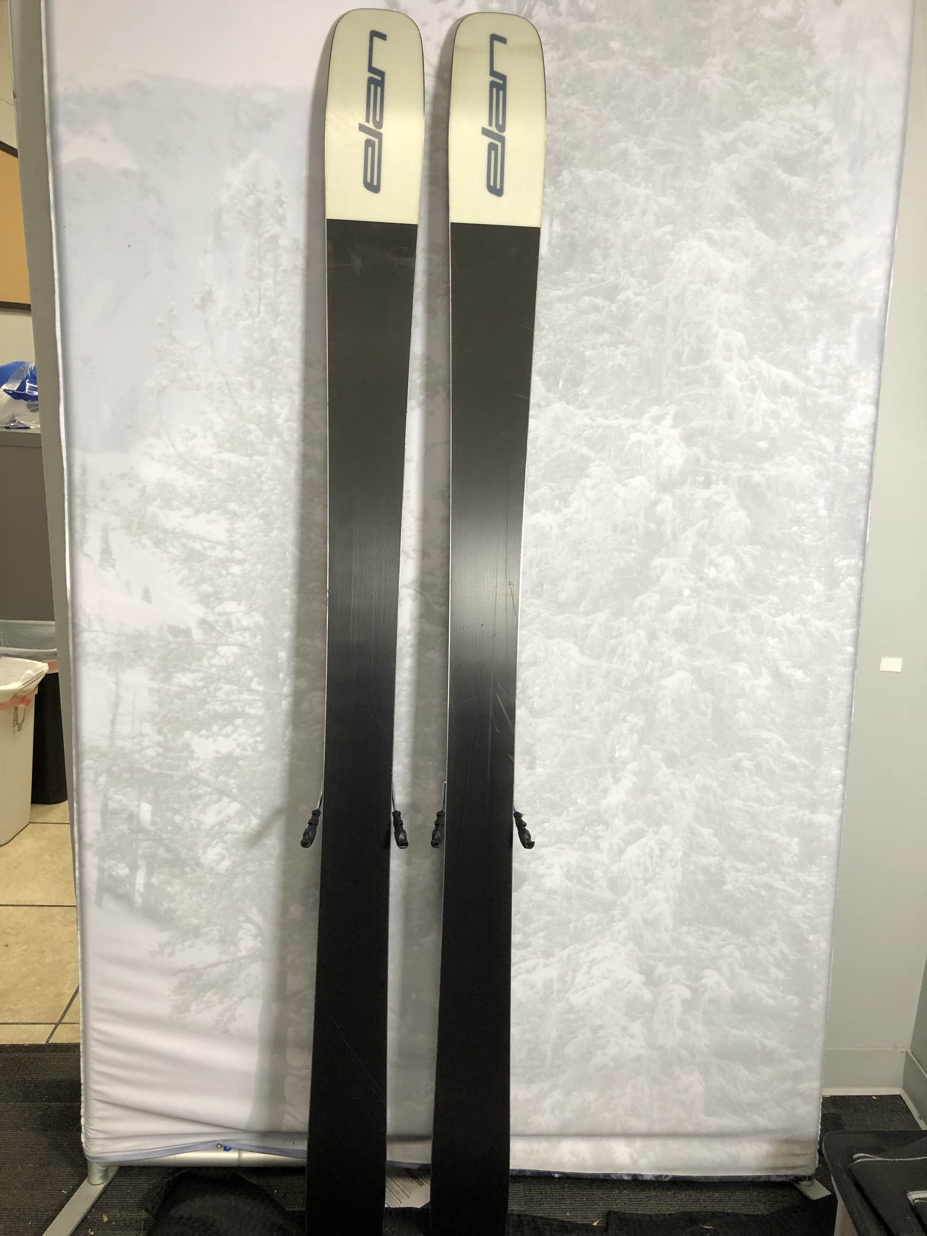 Used Elan Ripstick 102 2025 Skis 189cm w/ Atomic Strive 13 GW Demo Bindings