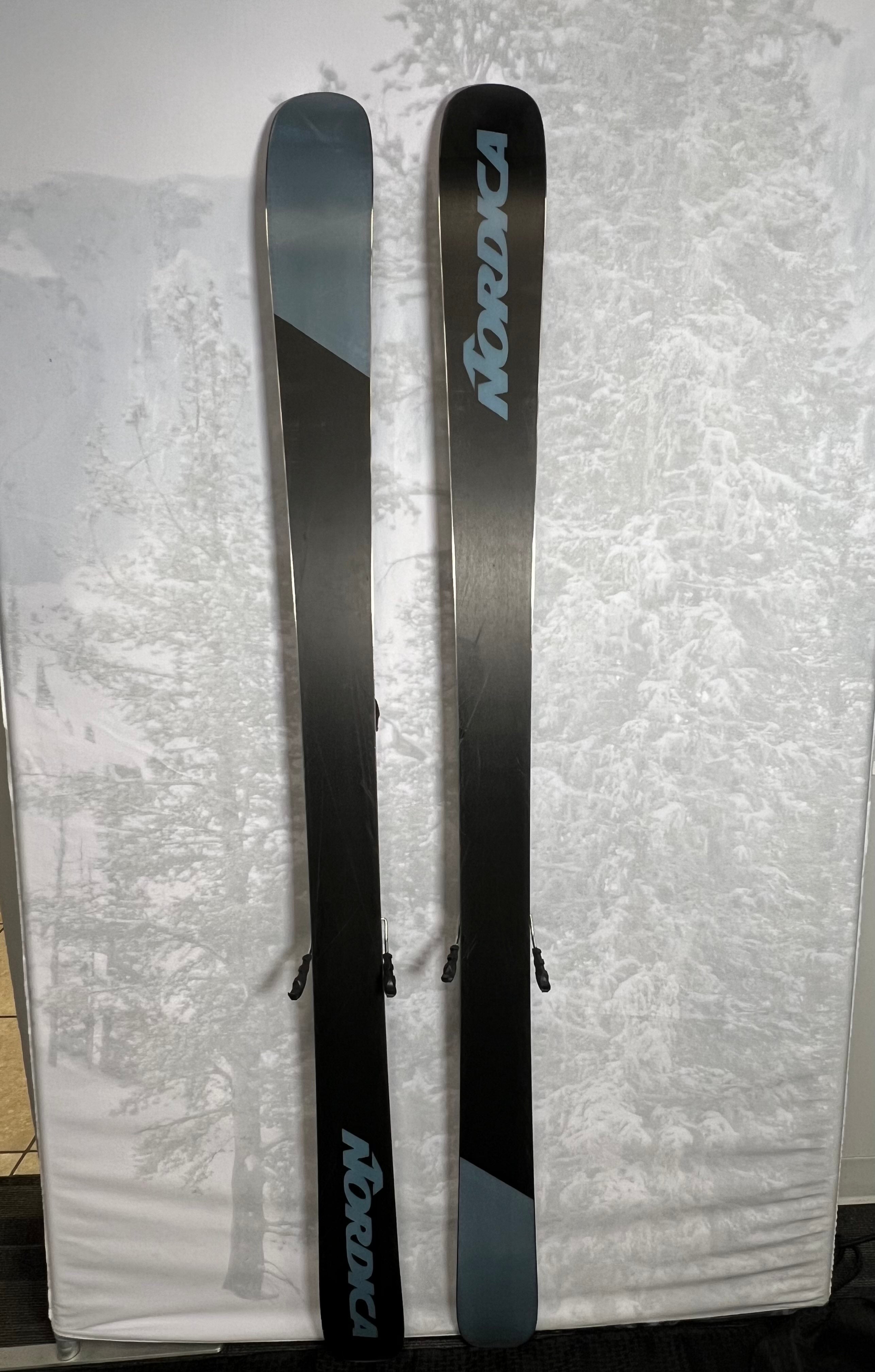 Used 2023 Nordica Unleashed 98 186cm Skis 2024 w/Tyrolia Attack 14 Demo Bindings