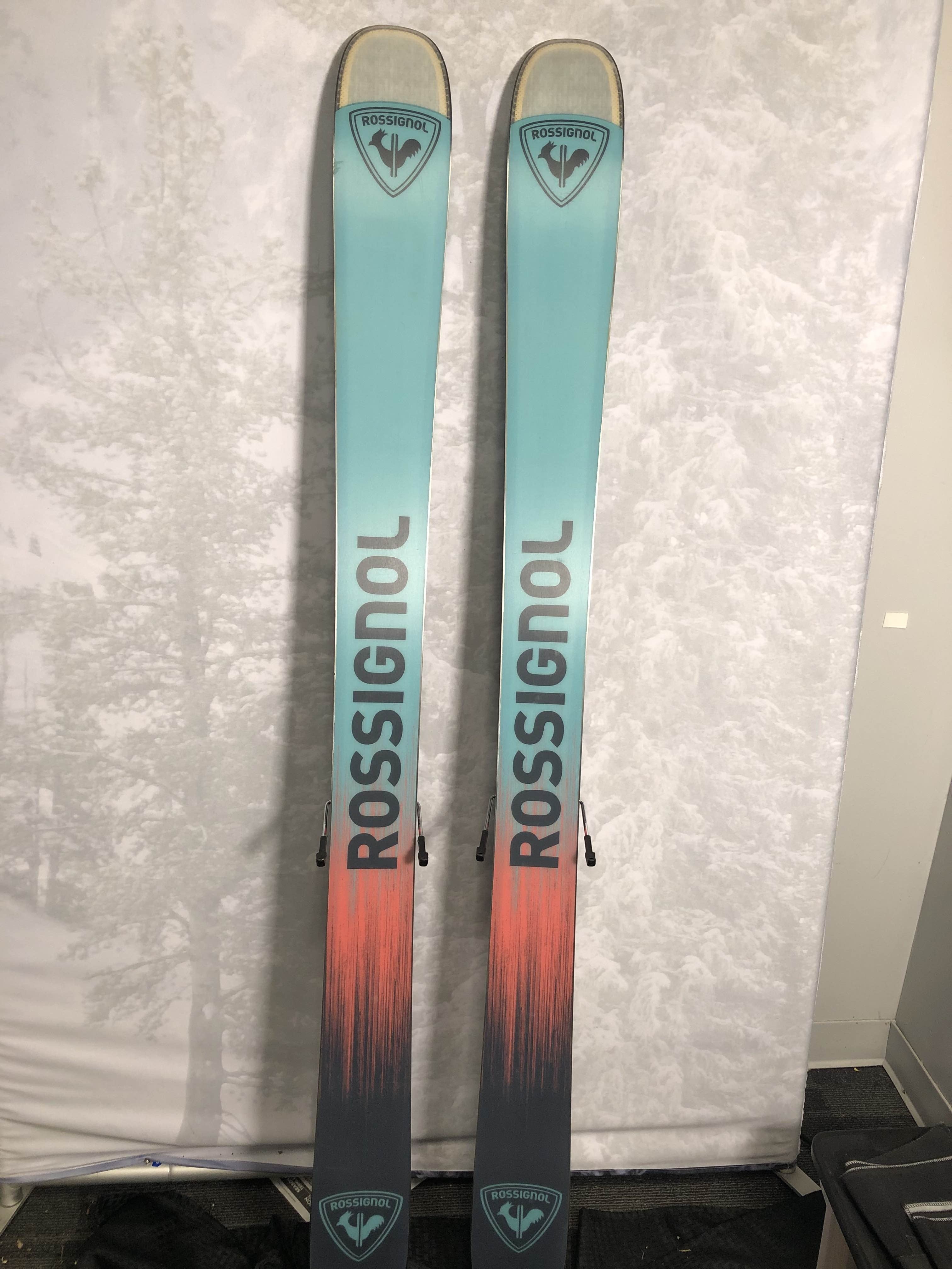 Used Rossignol Sender Free 110 Skis - 168cm w/ Look NX 12 Konnect Demo Binding