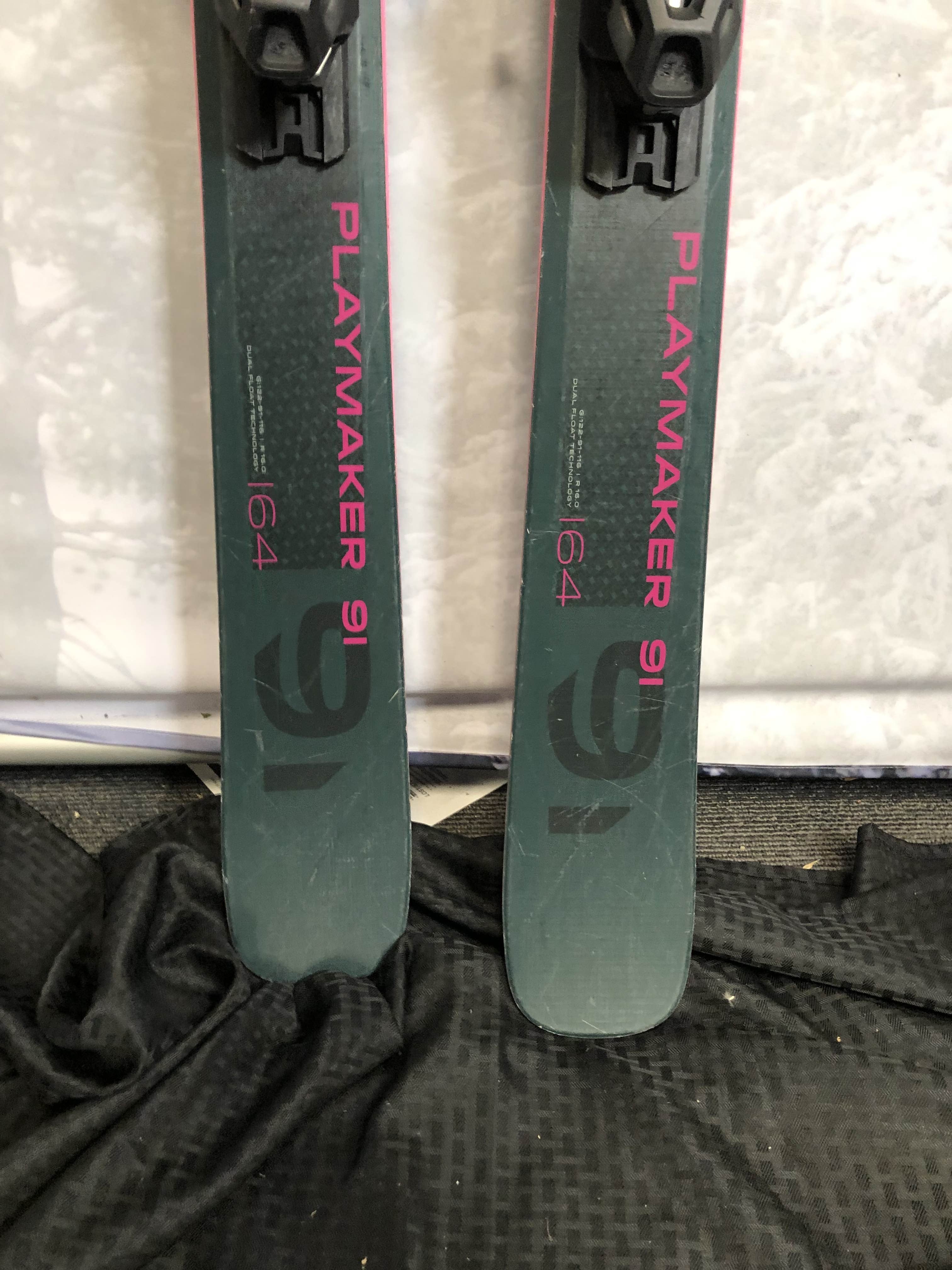 Used 2025 Elan Playmaker 91 ski- 172cm w/ Tyrollia Attack 11 adjustable GW binding