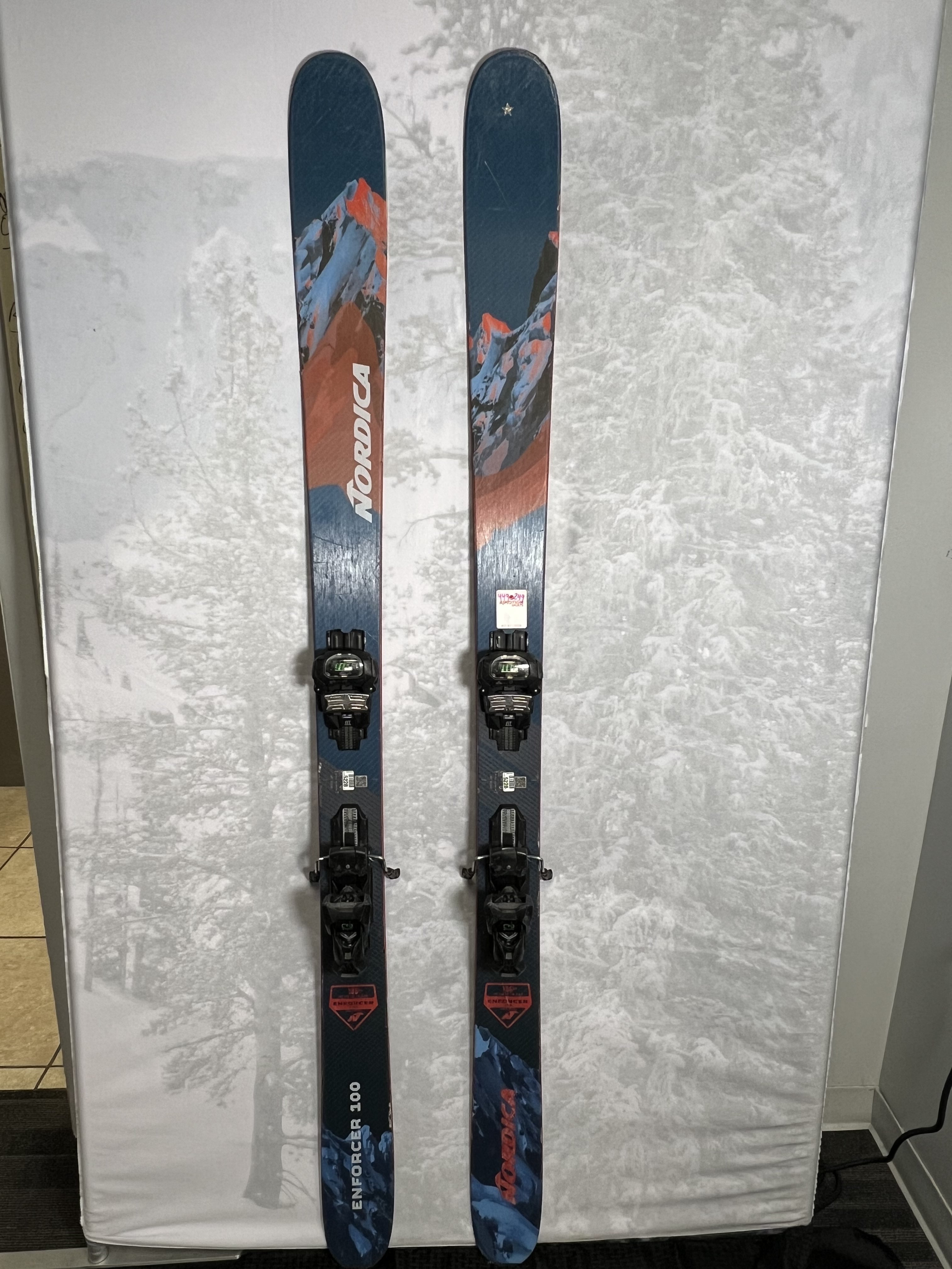 Used Nordica Enforcer 100 186 cm Skis 2024 w/Ellan Attack 13 Demo Bindings