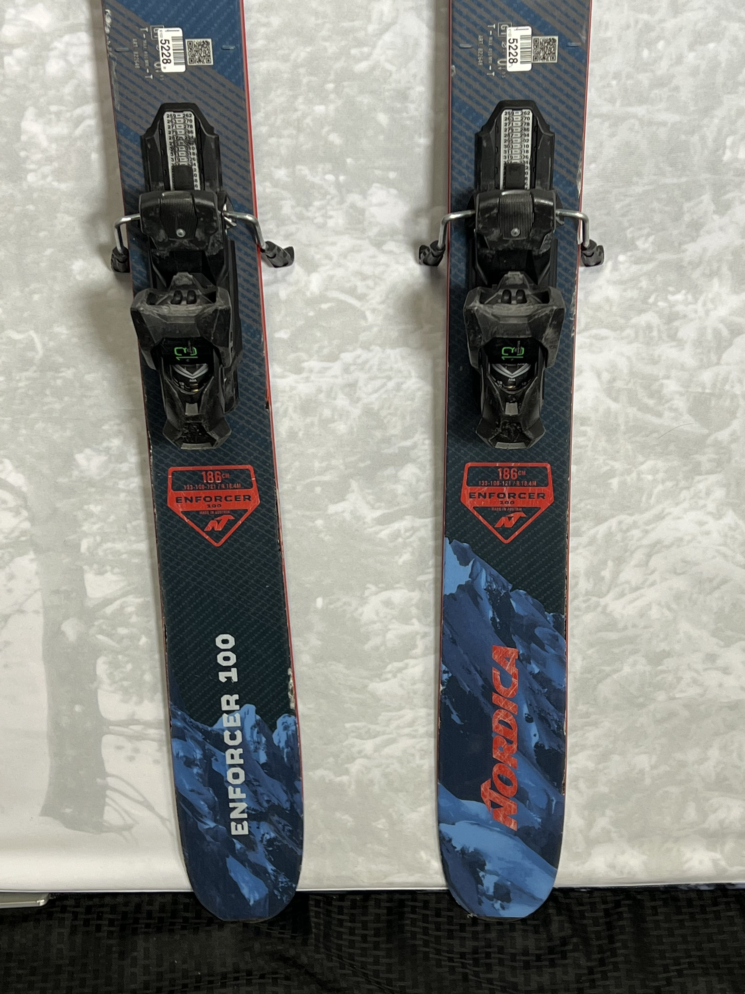 Used Nordica Enforcer 100 186 cm Skis 2024 w/Ellan Attack 13 Demo Bindings