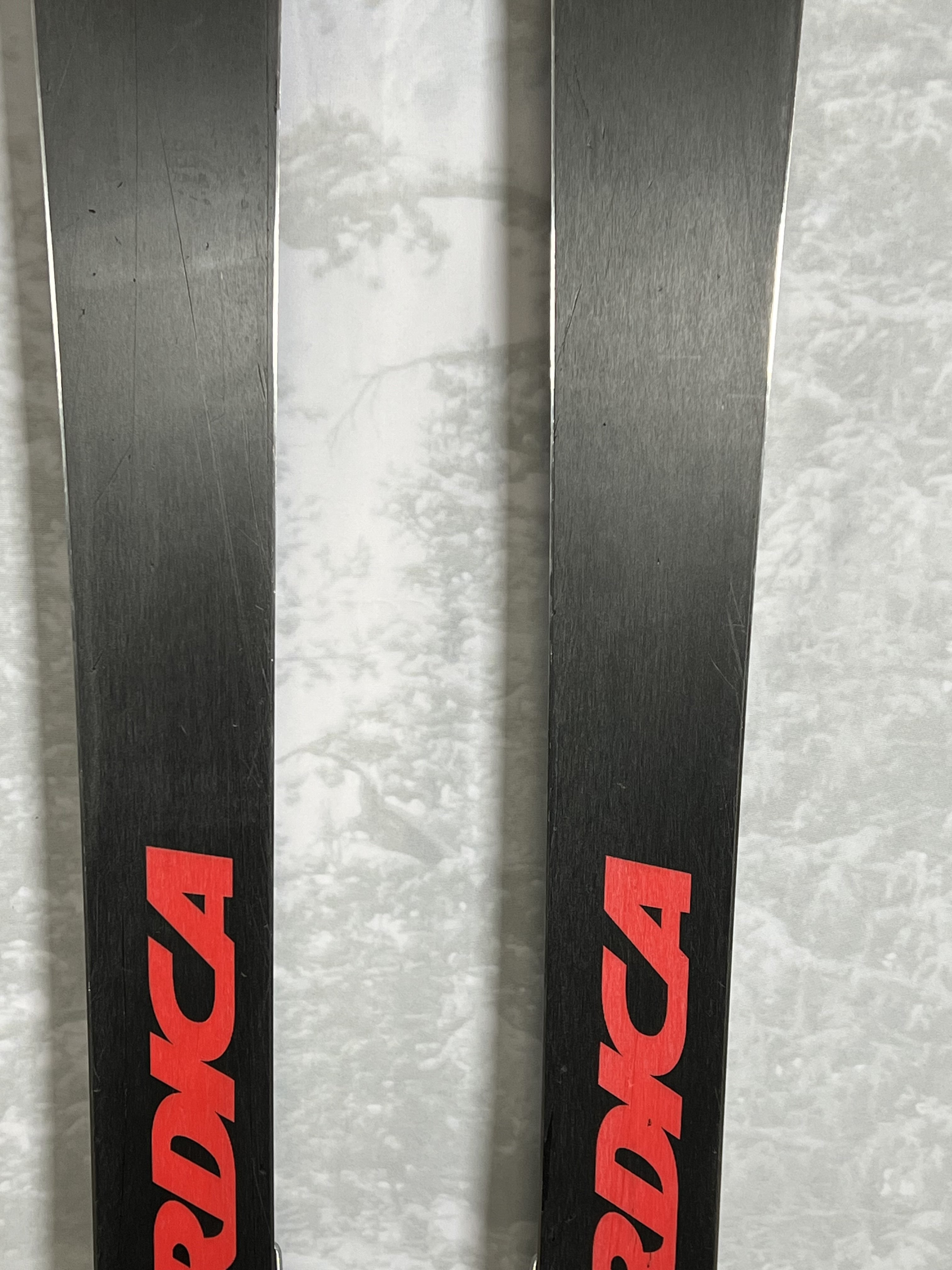 Used Nordica Enforcer 100 186 cm Skis 2024 w/Ellan Attack 13 Demo Bindings