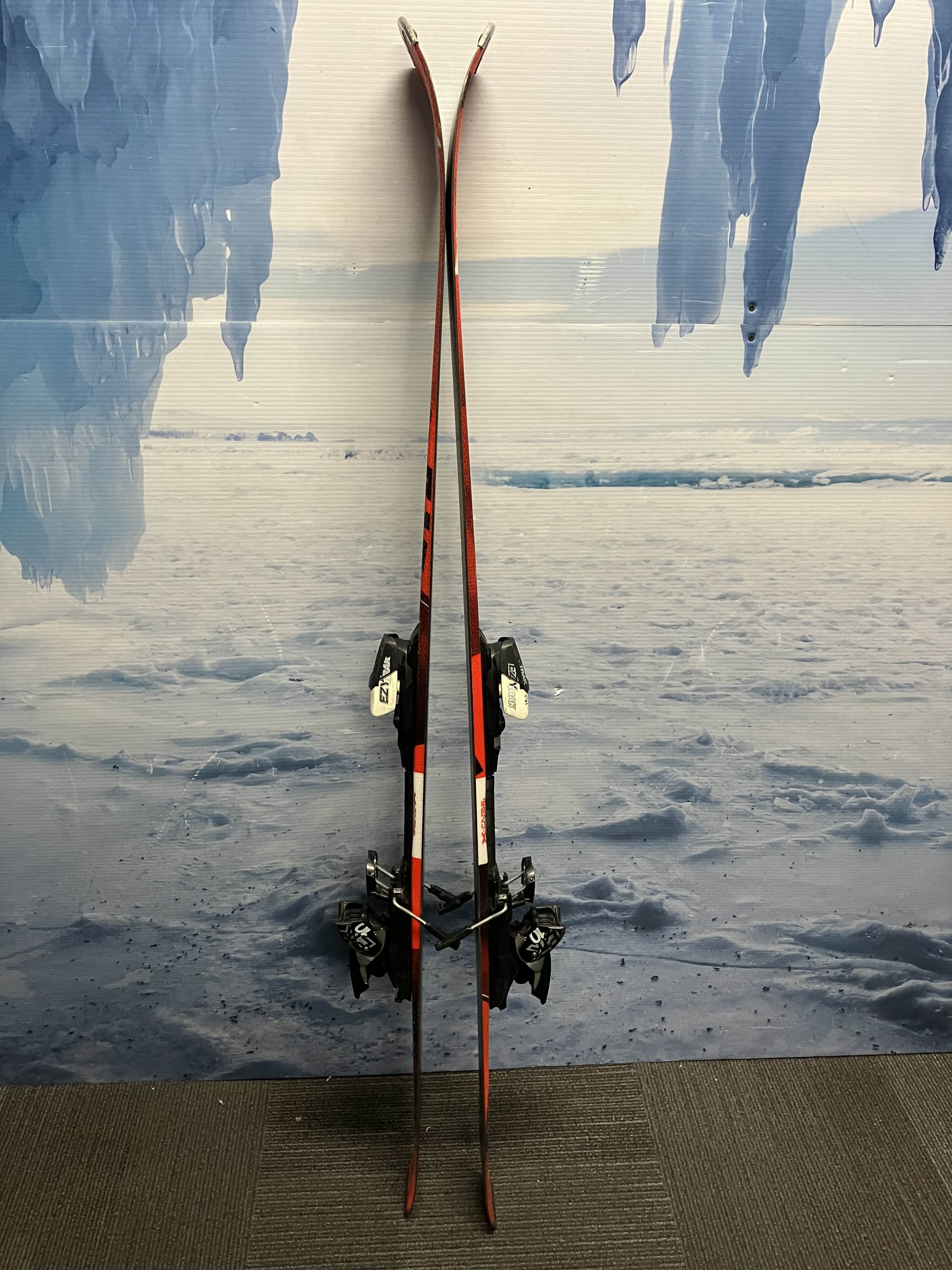 Used Atomic ETL 156cm Skis w/ Atomic EZ Track 10 Bindings
