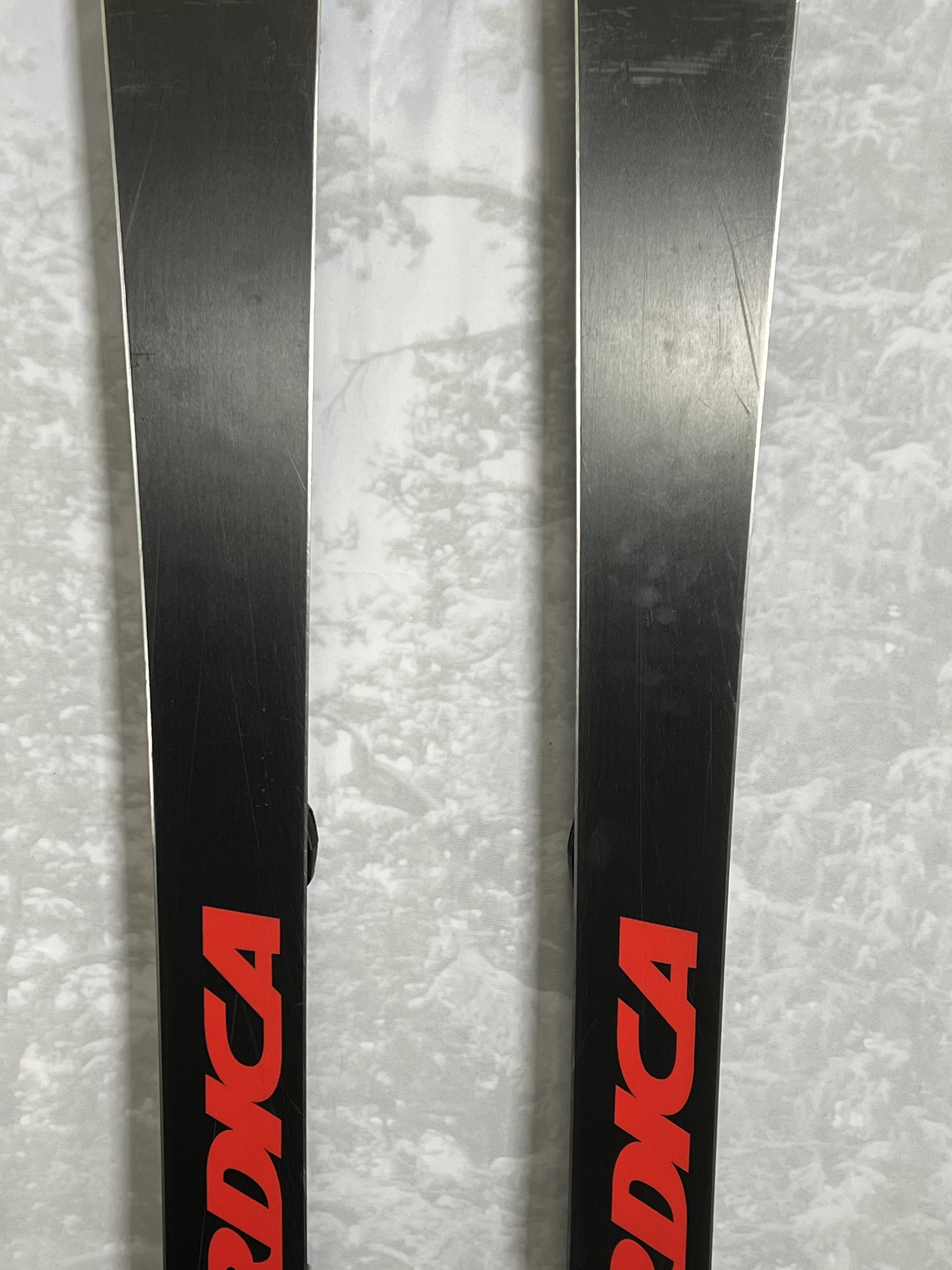 Used Nordica Enforcer 88 172cm Skis 2024 w/Ellan Attack 13 Demo Bindings