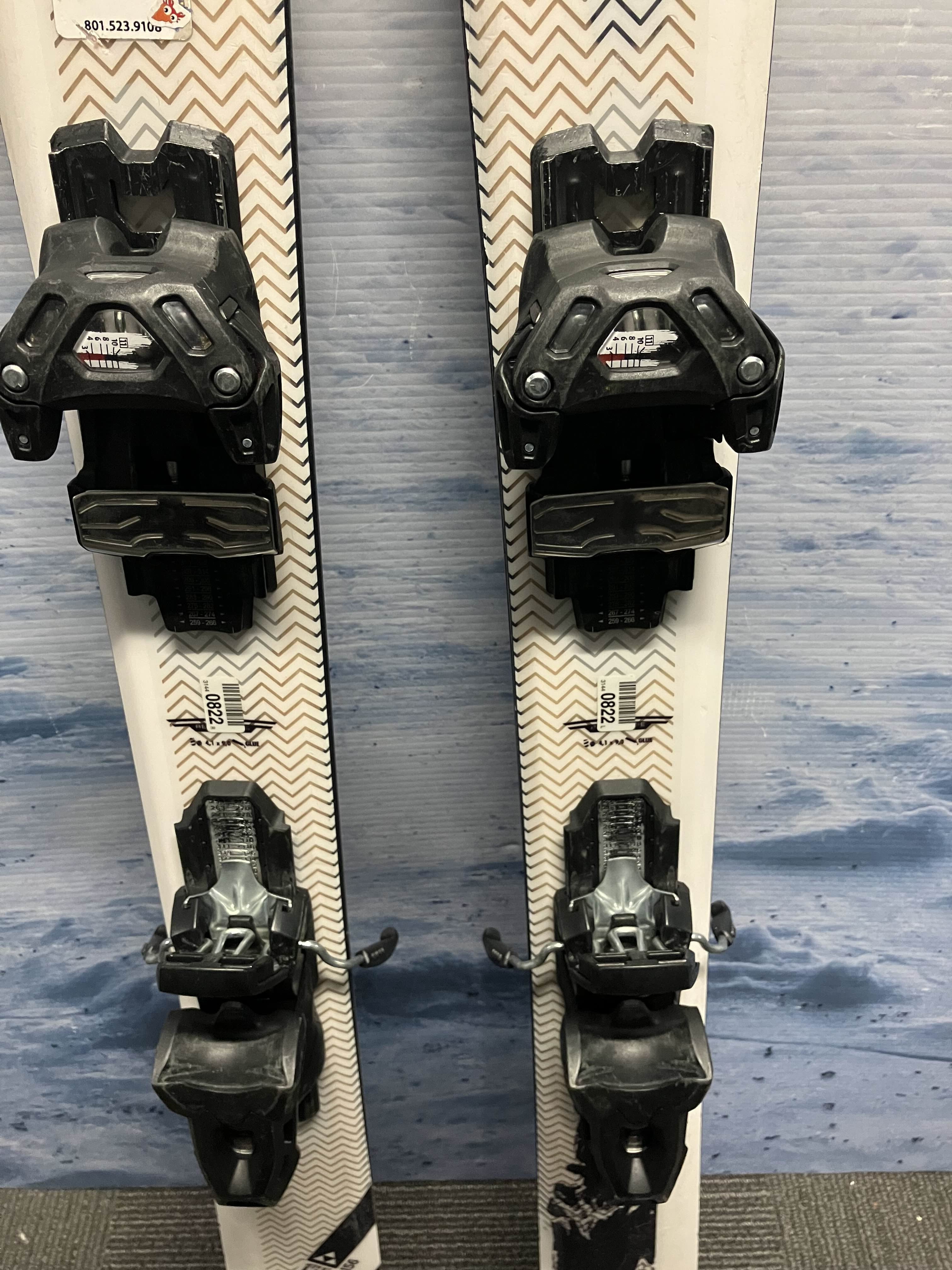 Used Fischer Ranger W98 156cm Skis w/ A1A 11 Bindings