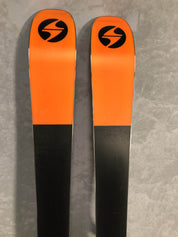 Used 2025 Blizzard Black Pearl 94 skis- 164cm w/ Salomon Strive 11 Binding