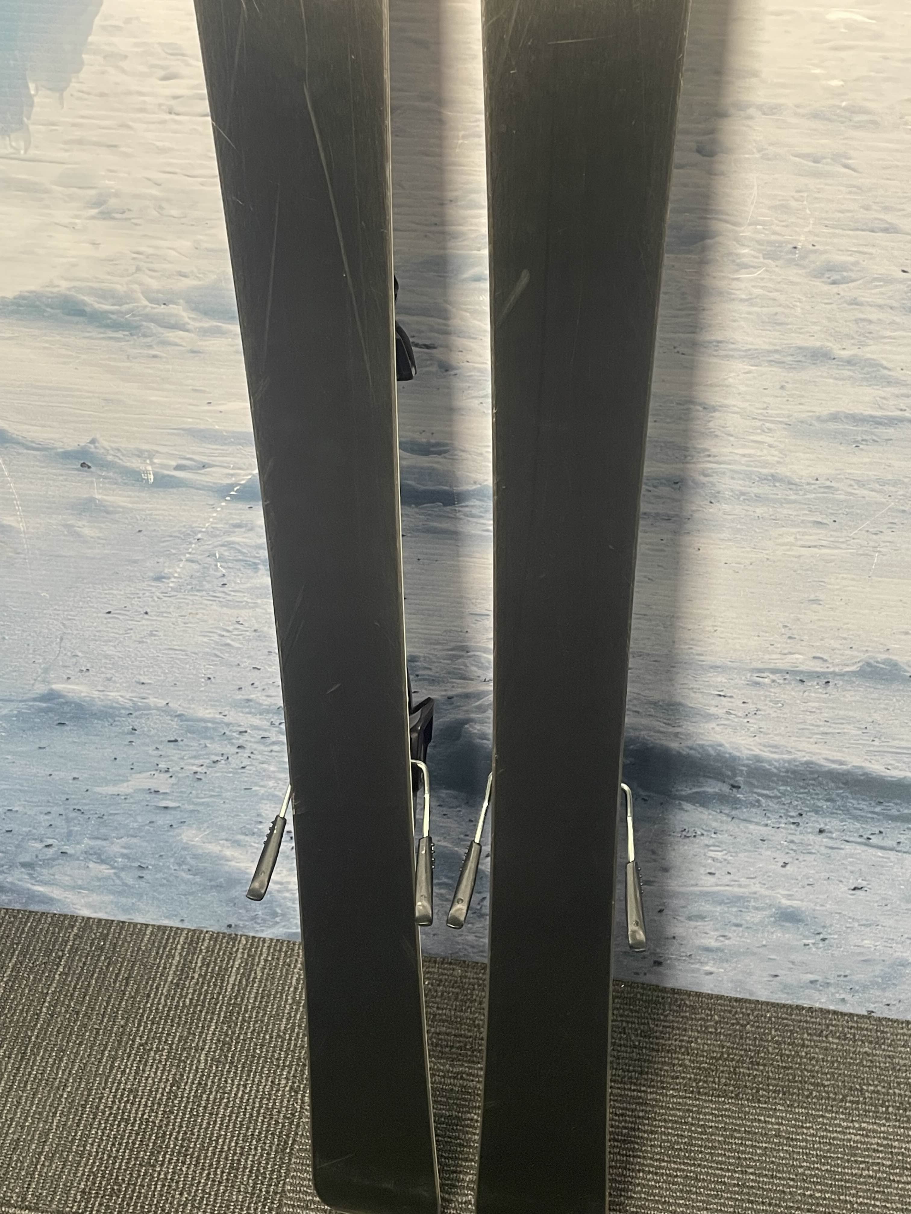 Used Head Total Joy 85 153cm w/ Head Joy Bindings