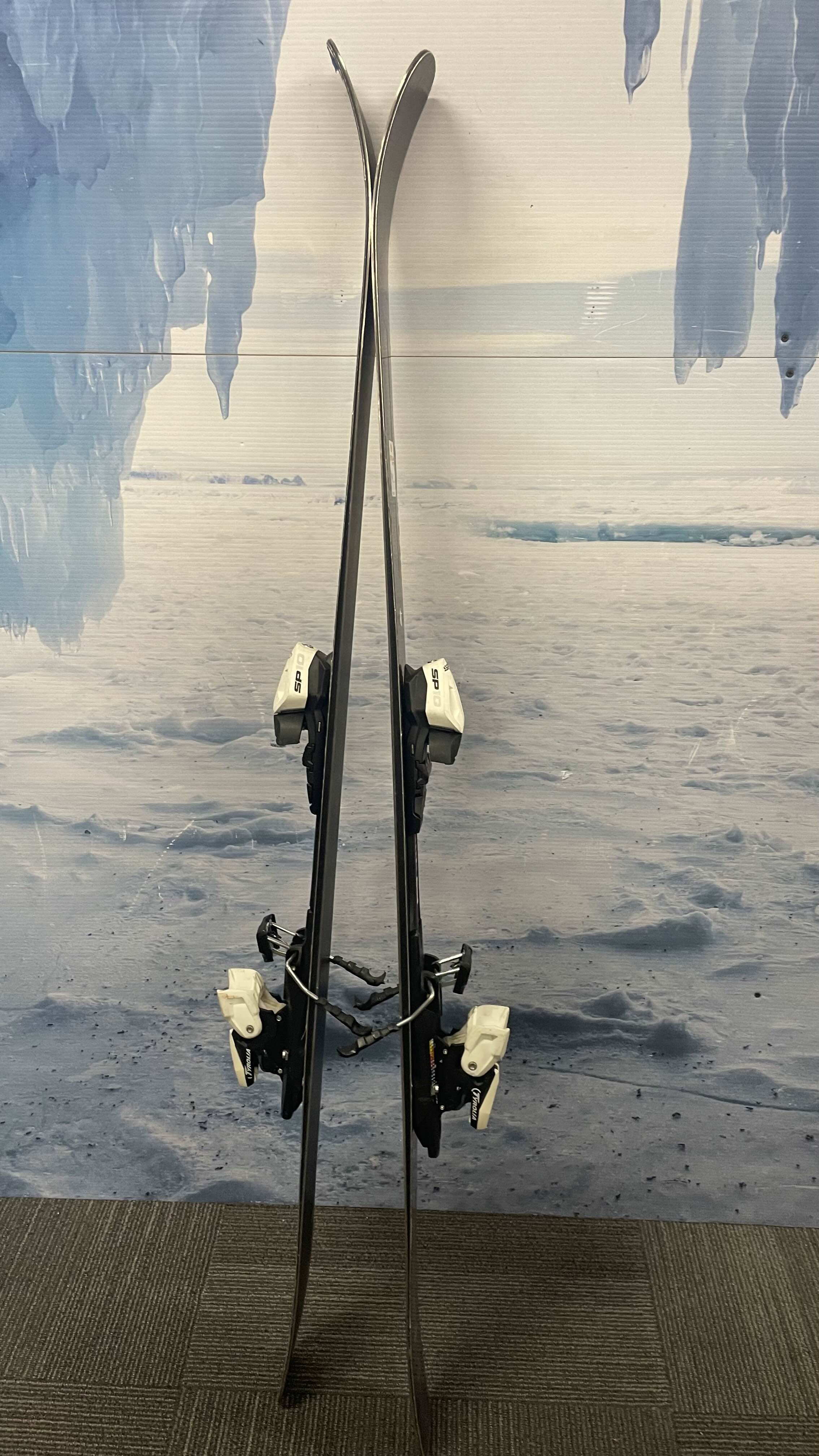 Used 2023 Salomon Stance 88 154cm Skis w/ Tyrollia SP10 Bindings